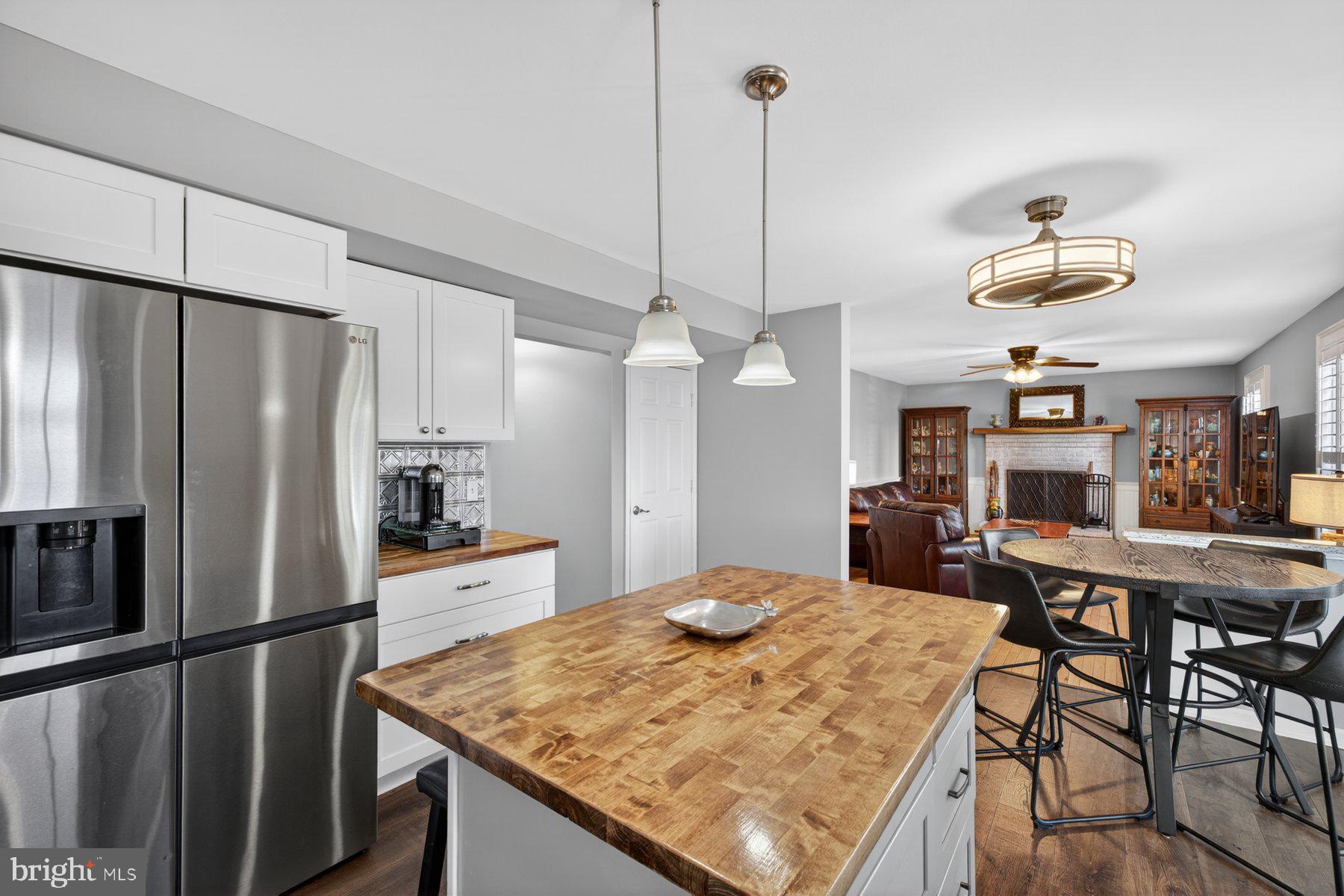 BUCKINGHAM HILLS - Residential