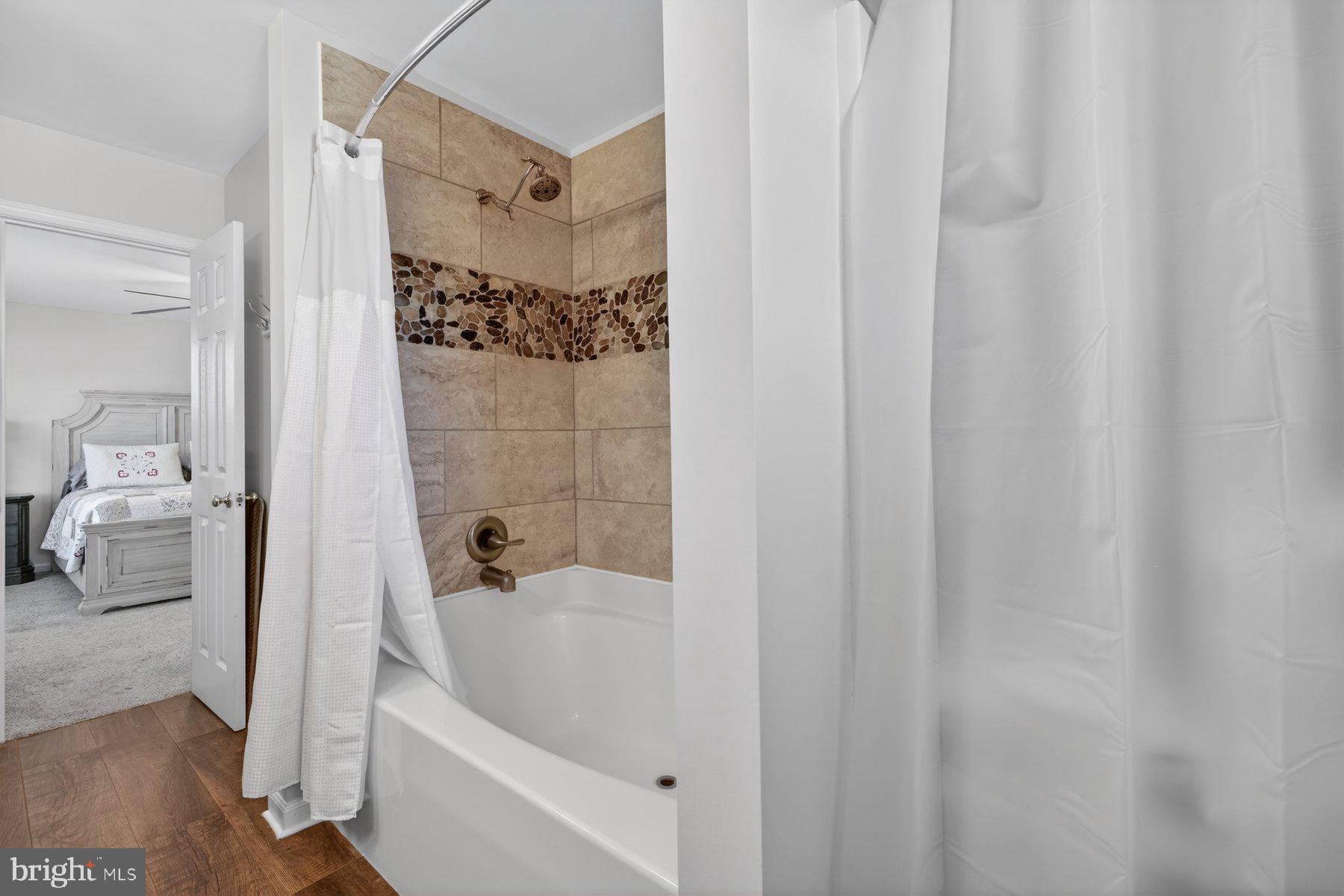 BUCKINGHAM HILLS - Residential