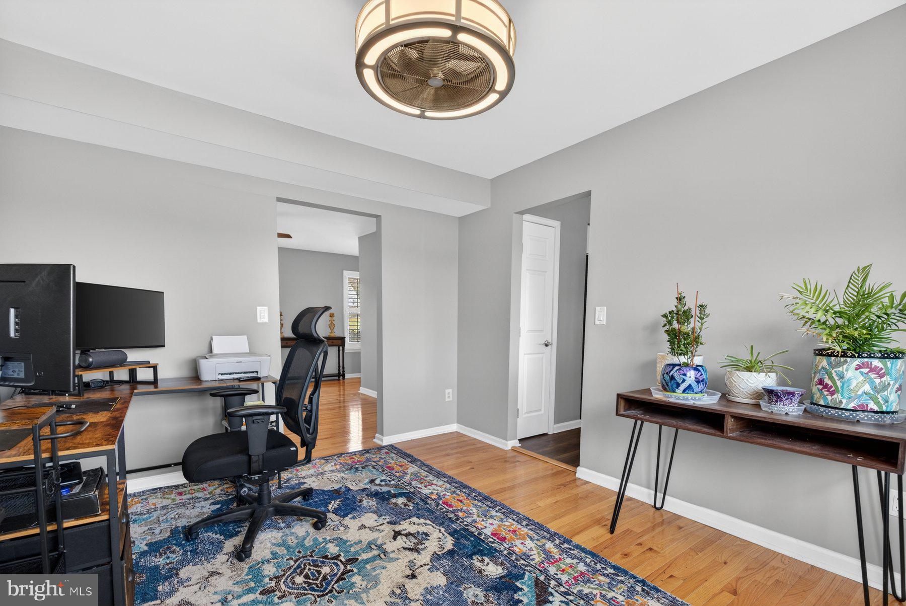 BUCKINGHAM HILLS - Residential