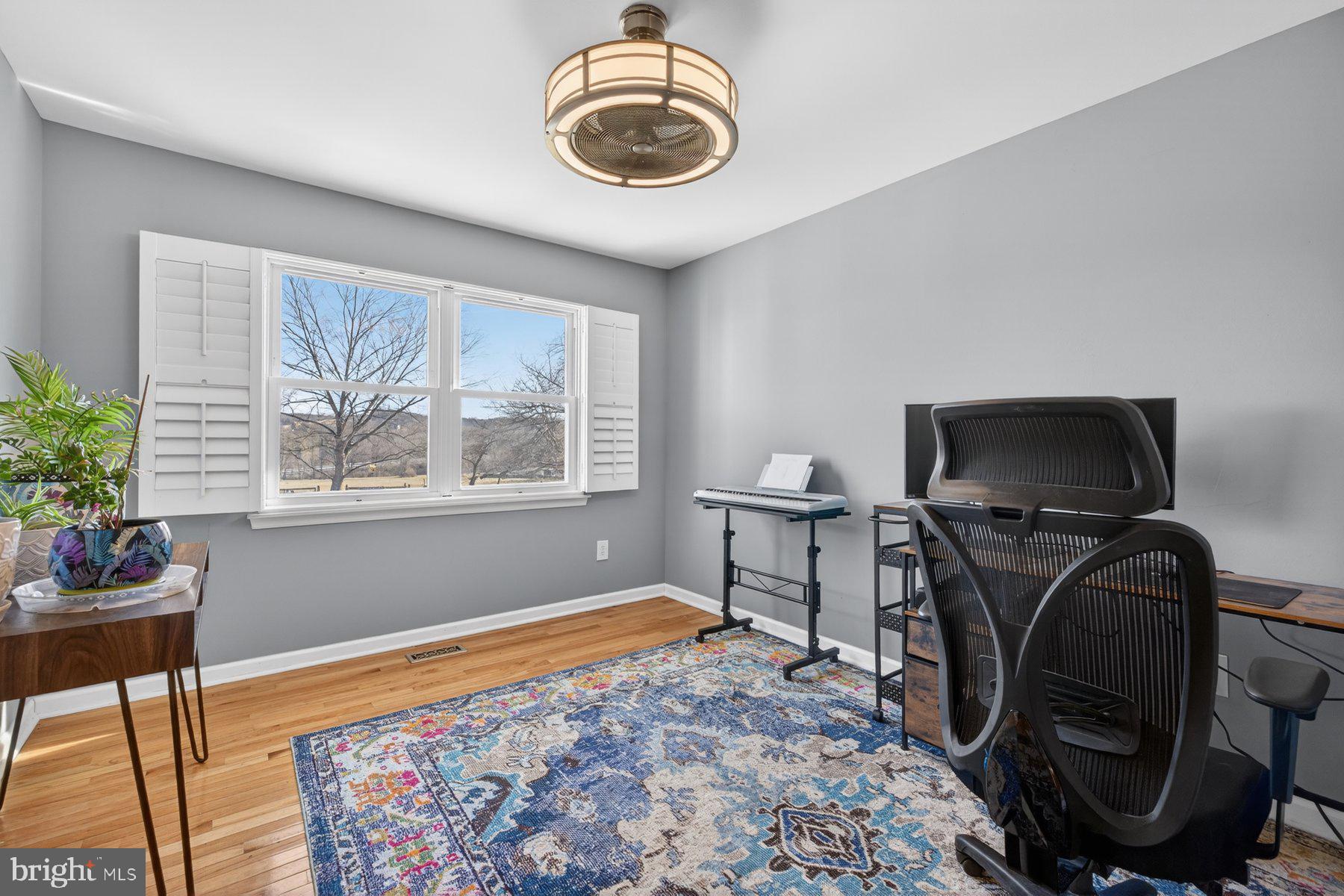 BUCKINGHAM HILLS - Residential