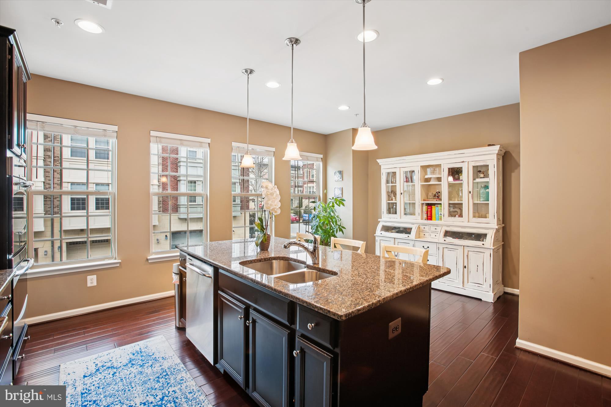 POTOMAC OVERLOOK CONDO - Residential