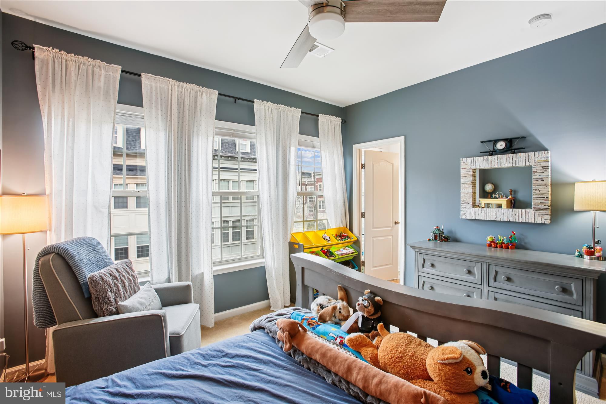 POTOMAC OVERLOOK CONDO - Residential