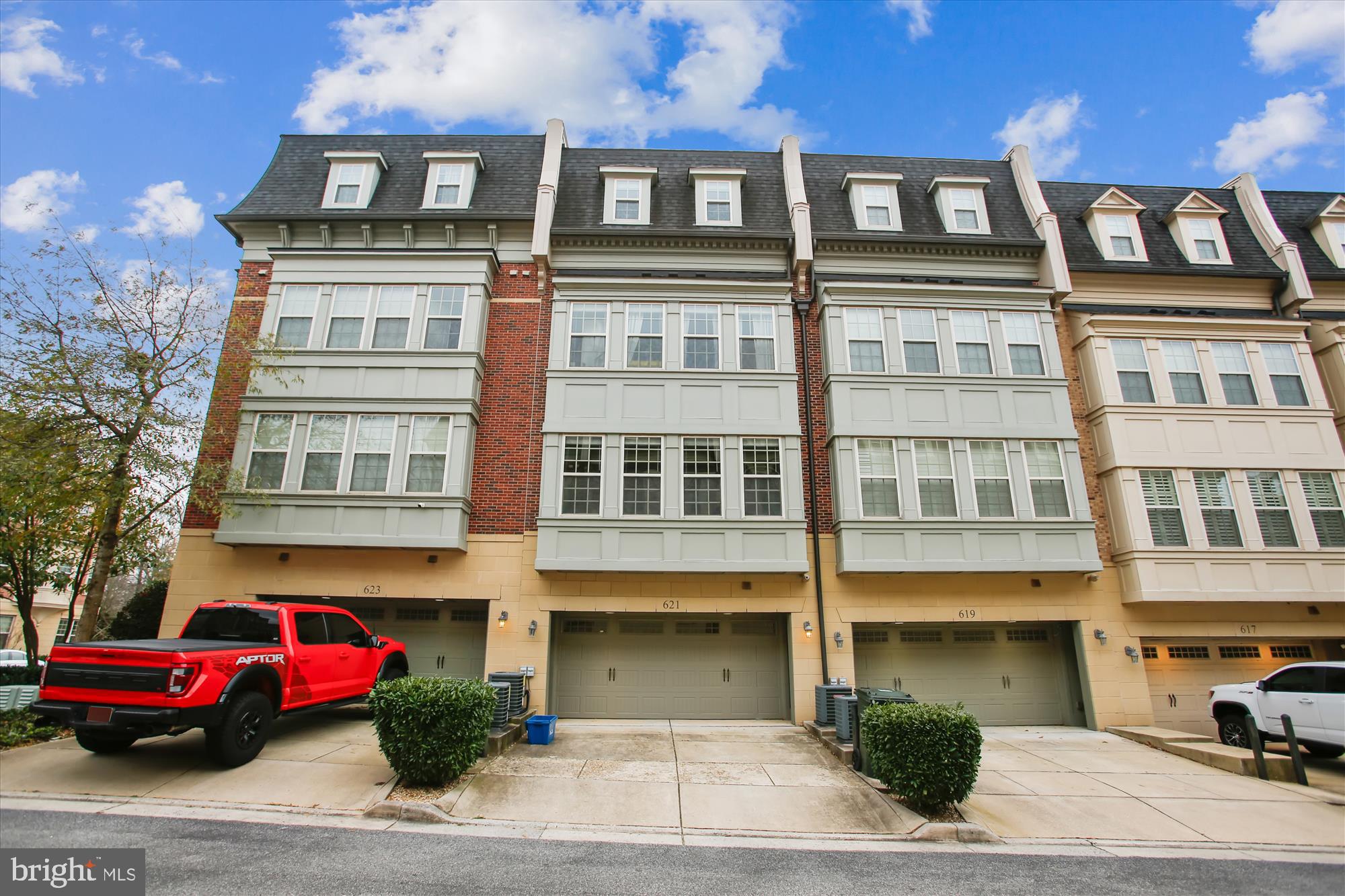 POTOMAC OVERLOOK CONDO - Residential