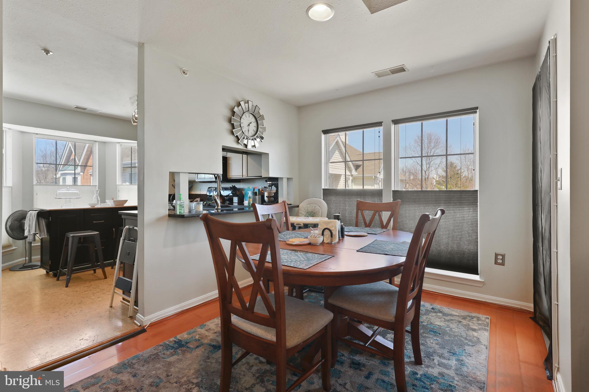 BRISTOL GREEN - Residential