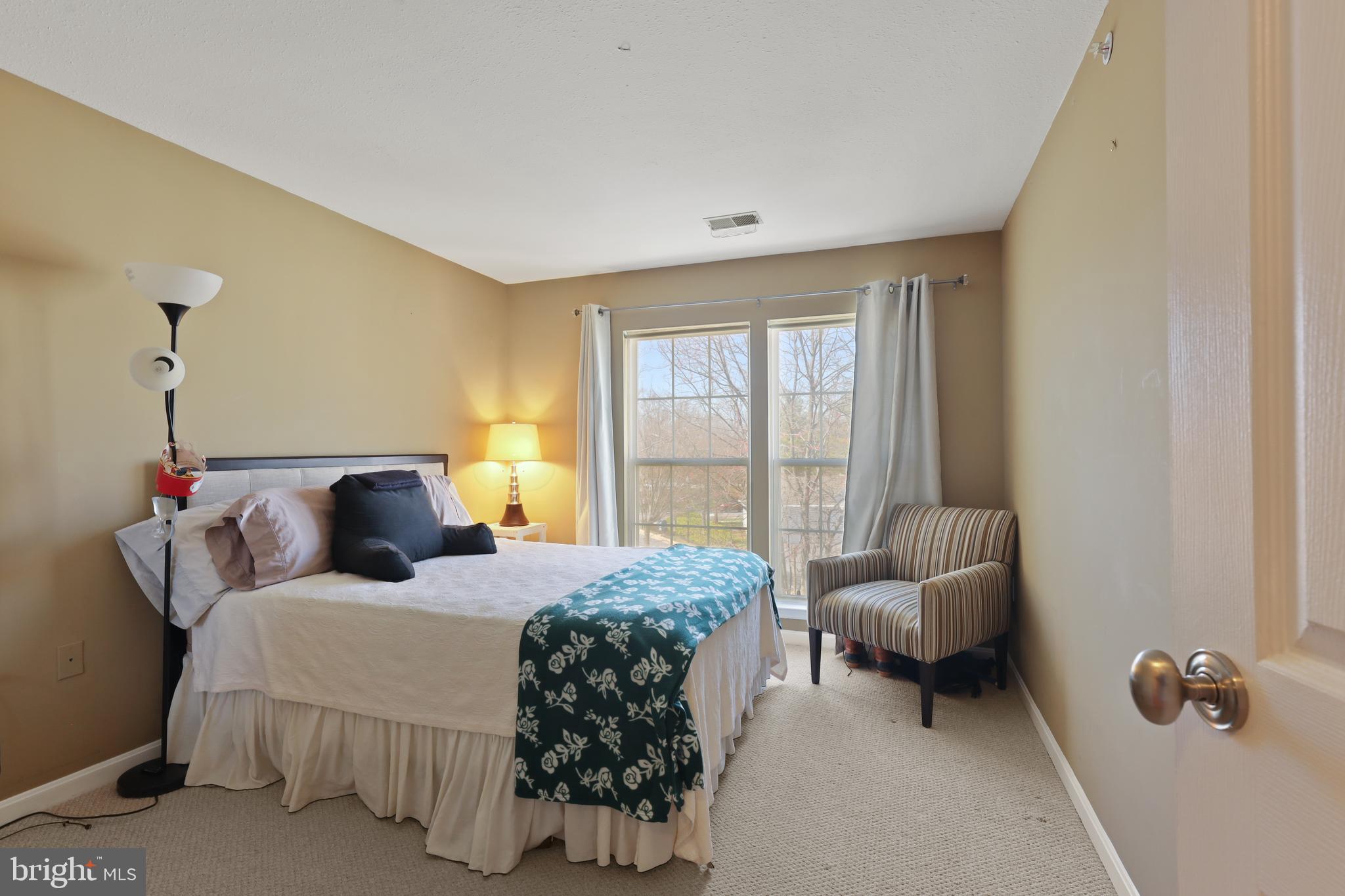 BRISTOL GREEN - Residential