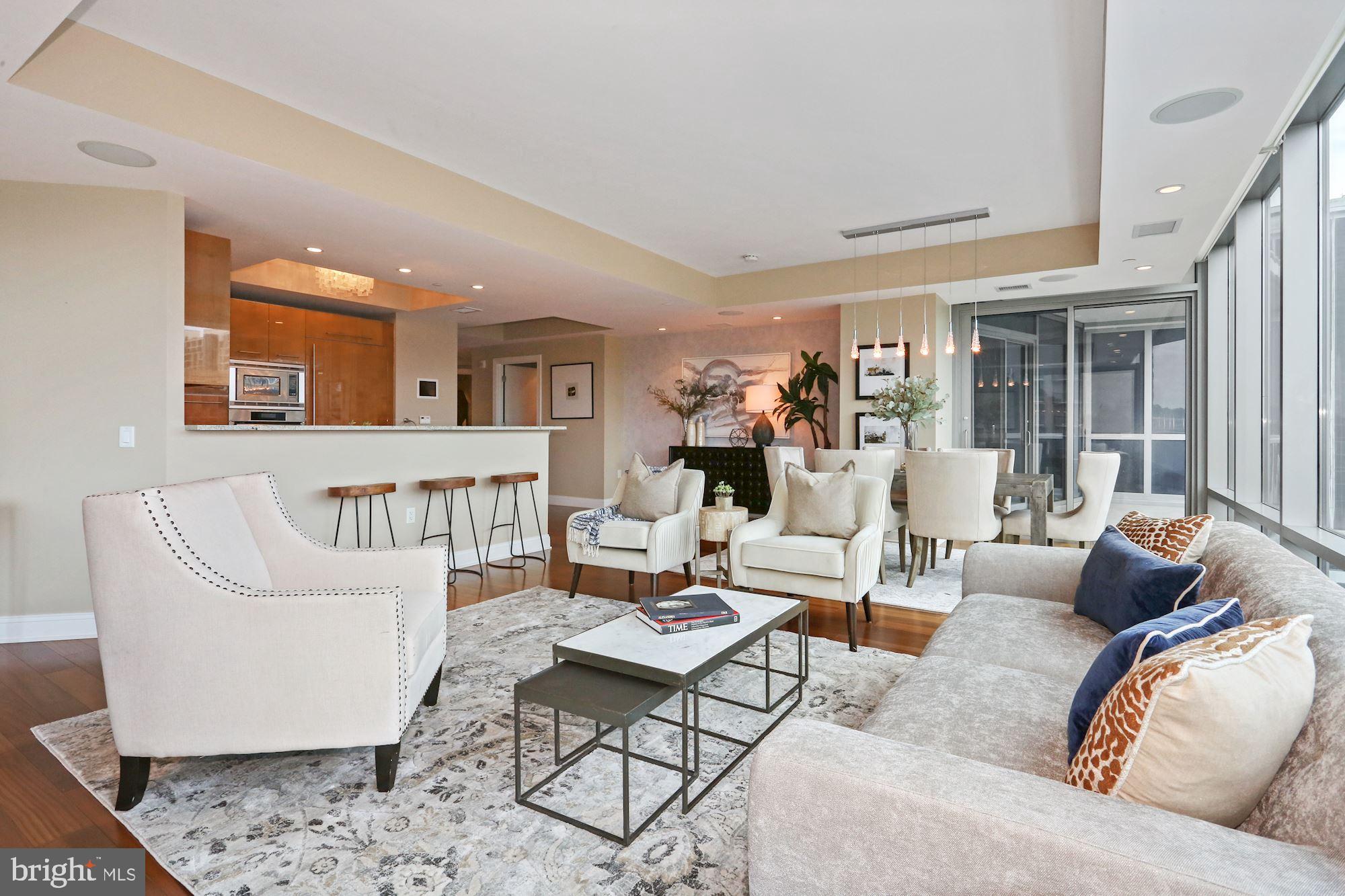 TURNBERRY TOWER - Residential