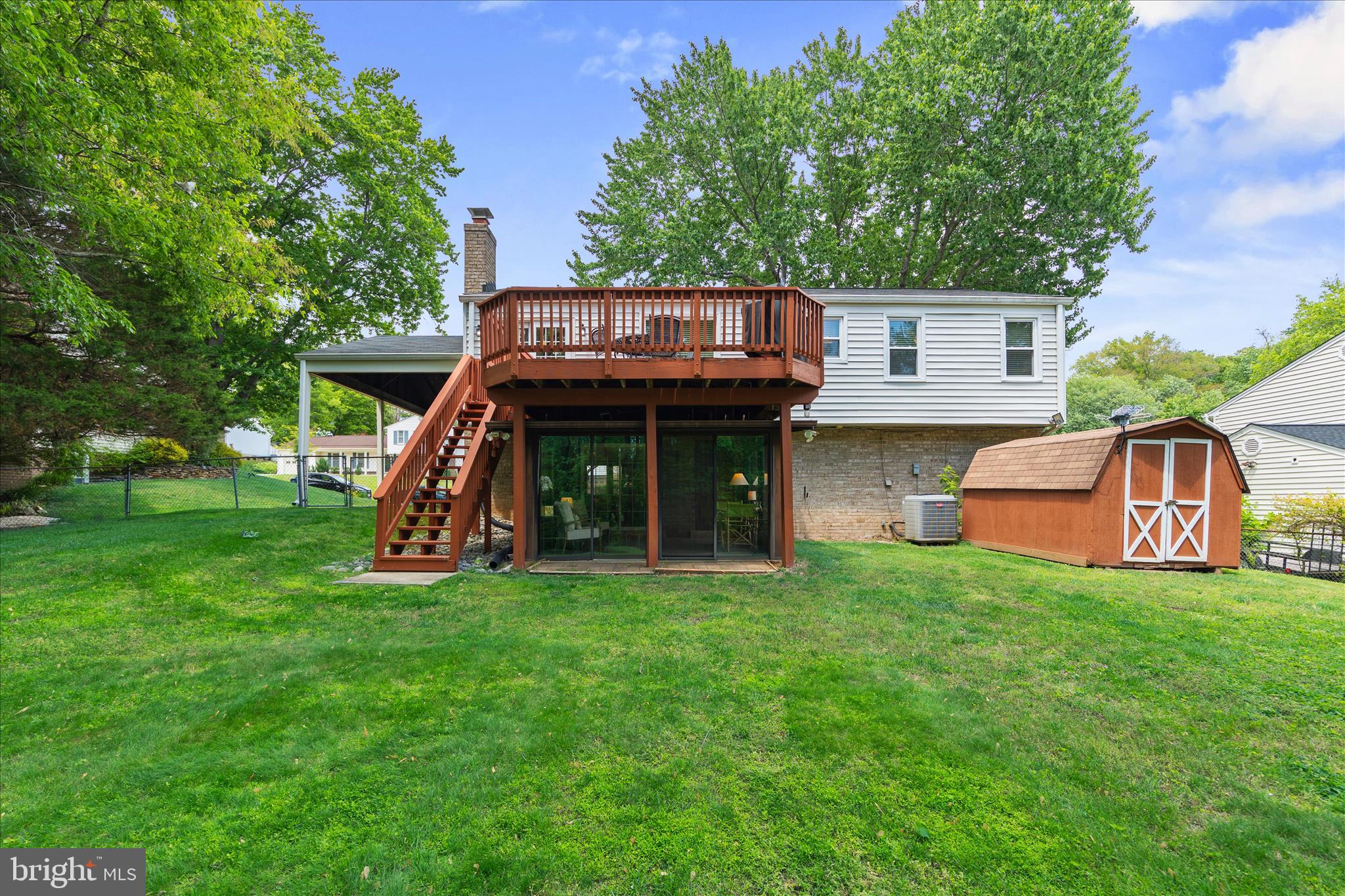 BROOKVILLE KNOLLS - Residential