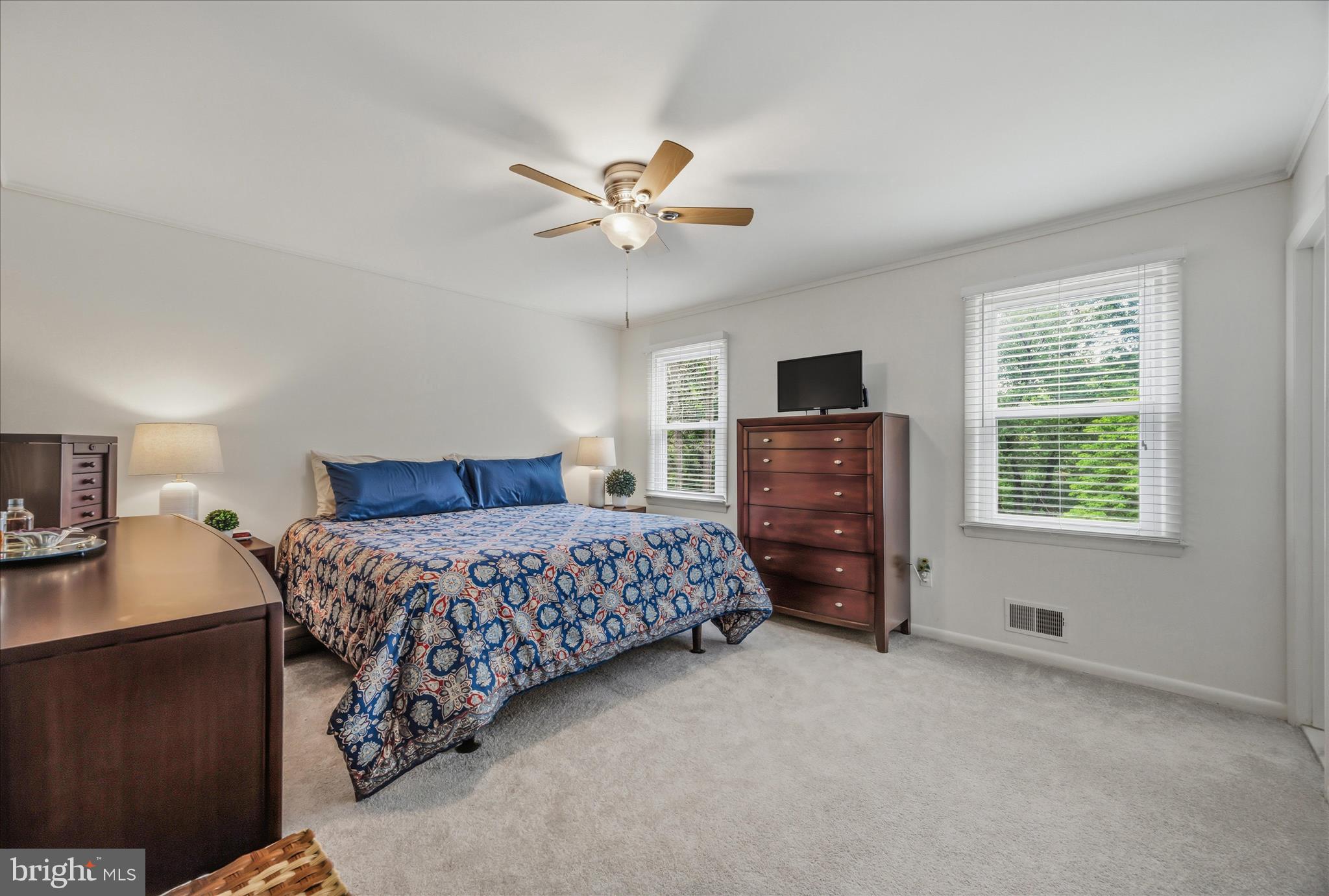 BROOKVILLE KNOLLS - Residential