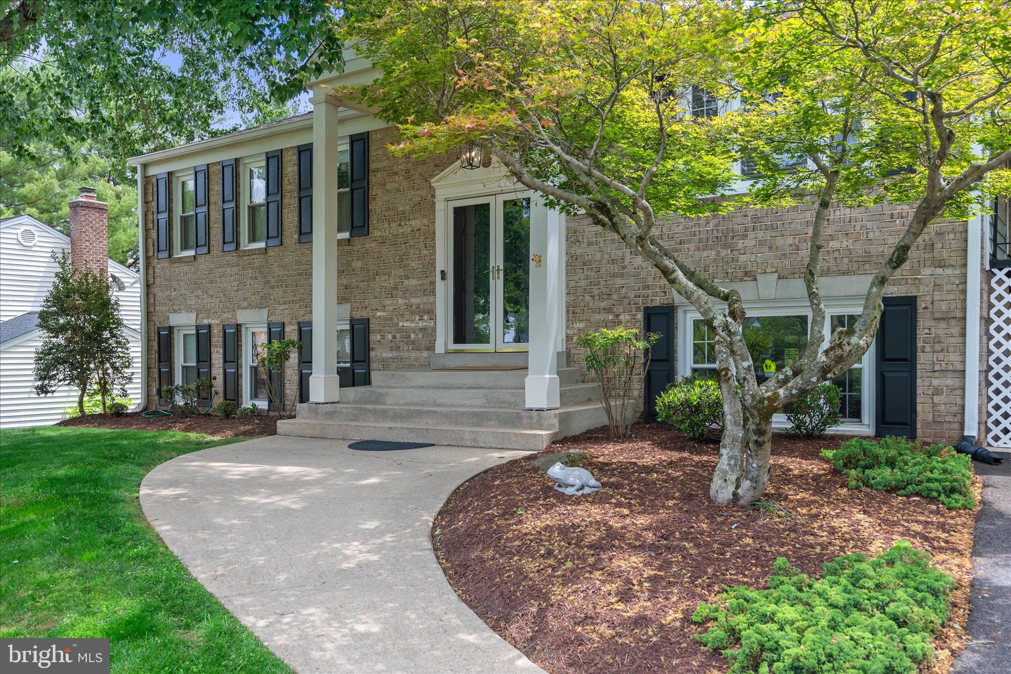 BROOKVILLE KNOLLS - Residential