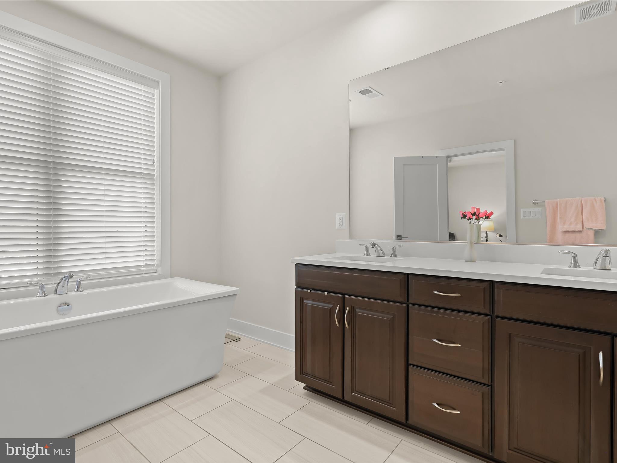 TURF VALLEY - Residential