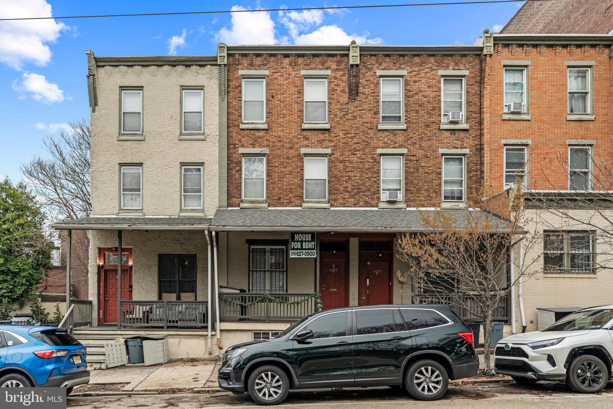 UNIVERSITY CITY - Residential Income