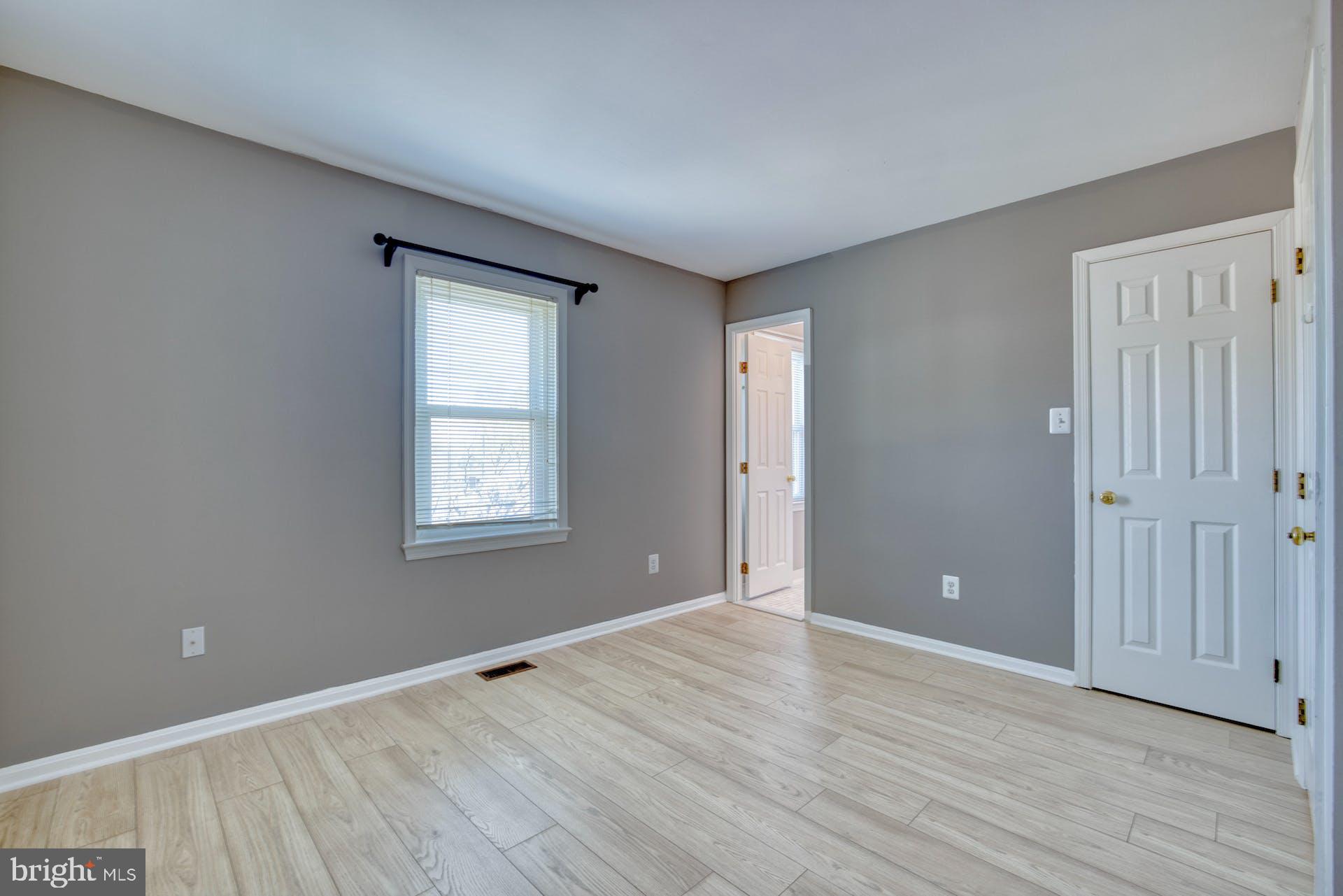 HENSON PARK - Residential Lease