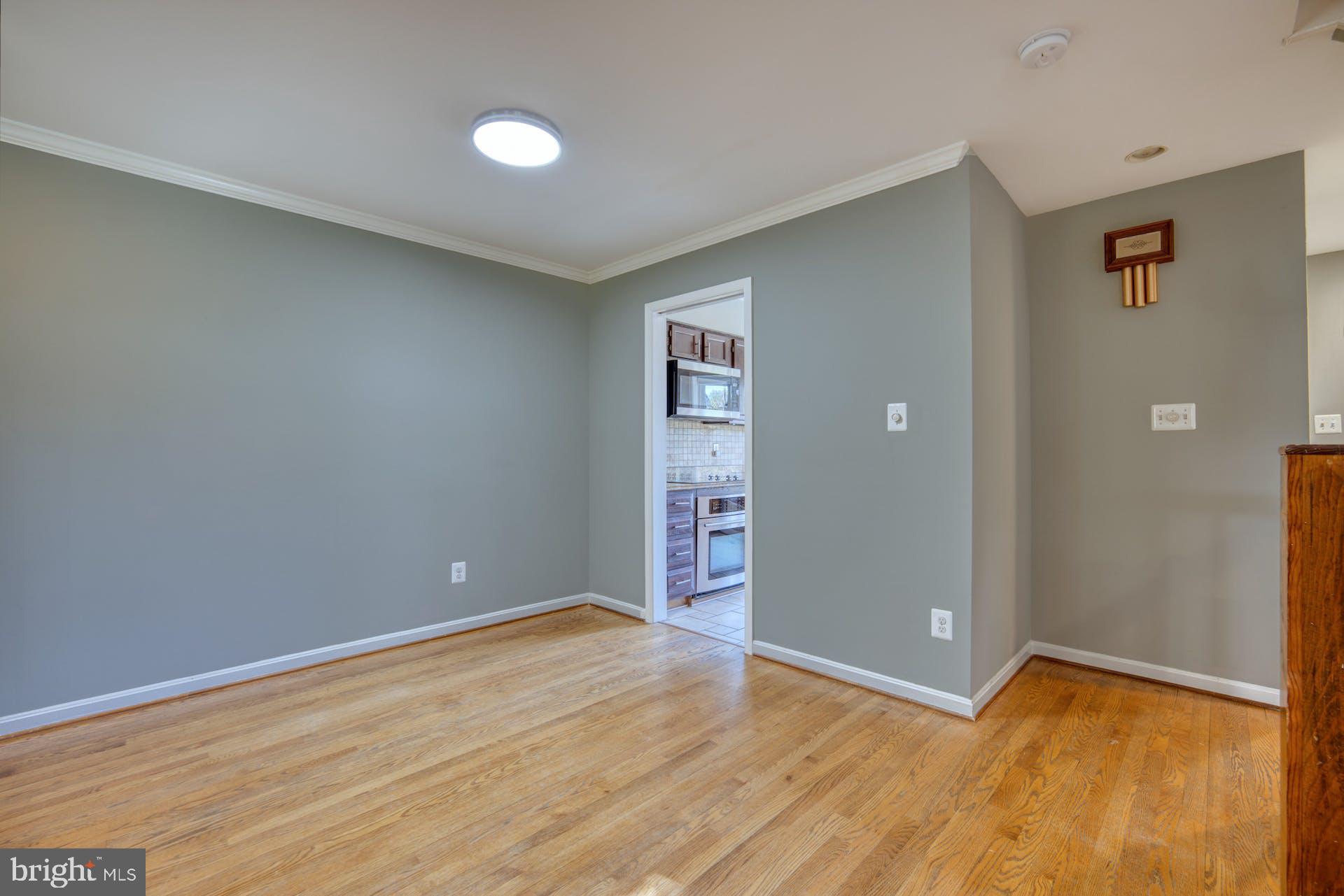 HENSON PARK - Residential Lease