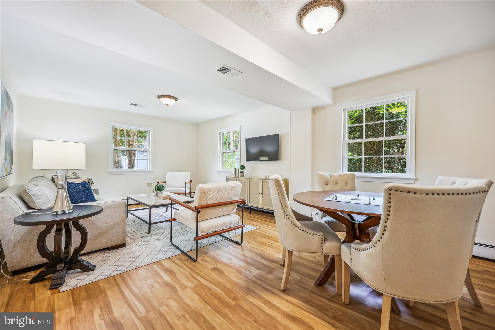 SPRINGBROOK MANOR - Residential