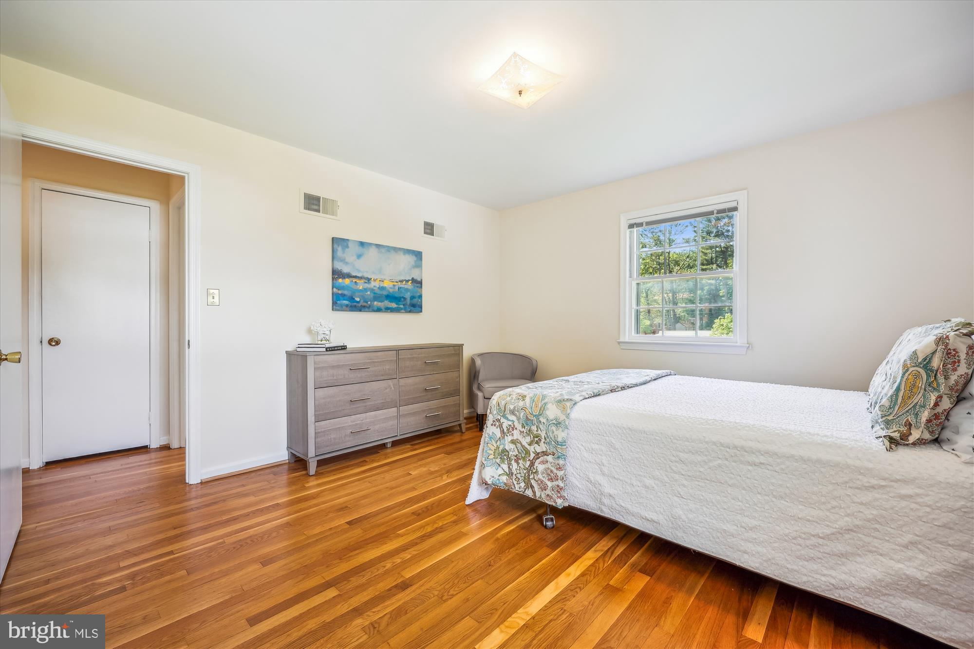 SPRINGBROOK MANOR - Residential