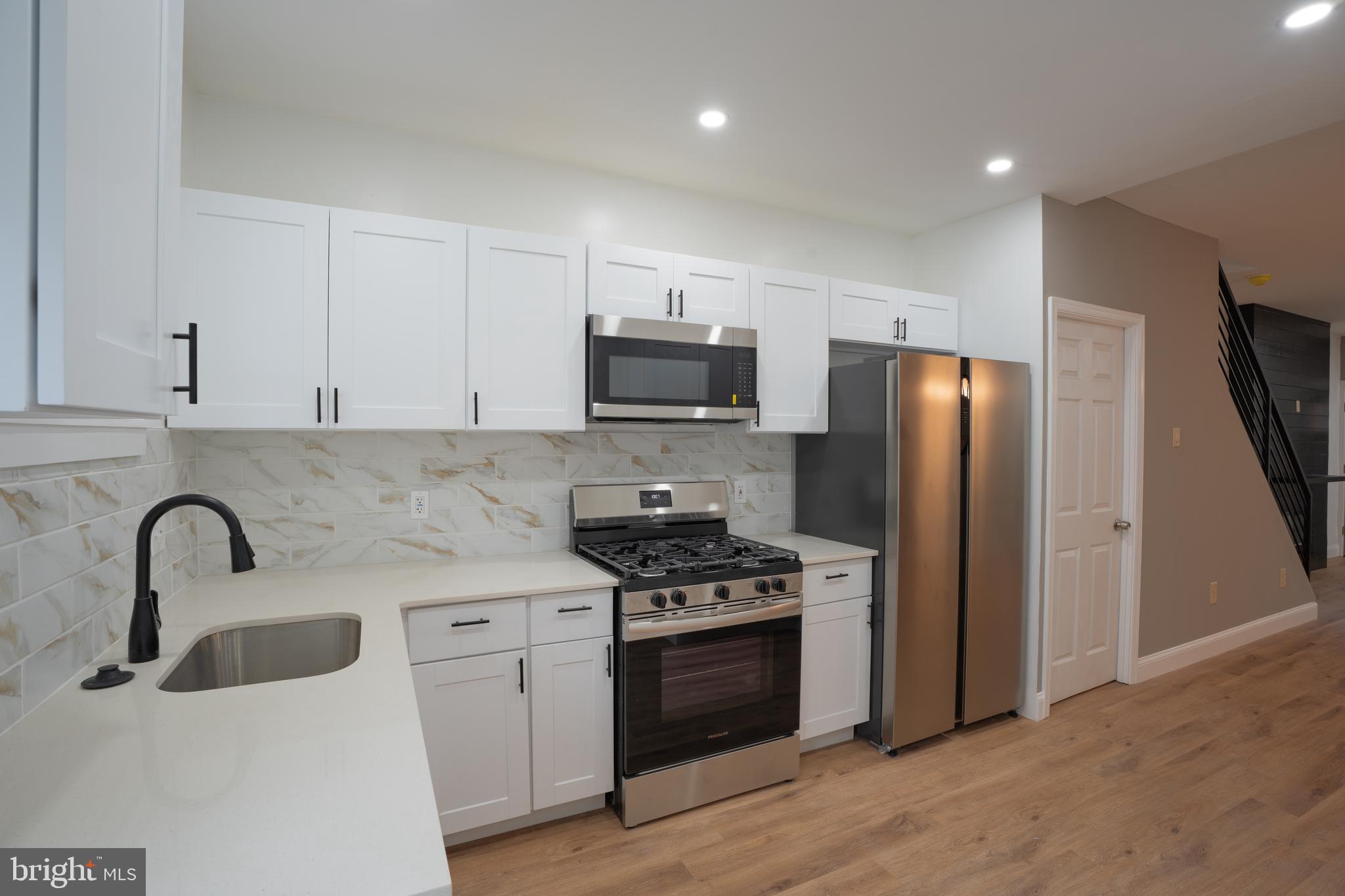 2306 S WOODSTOCK STREET