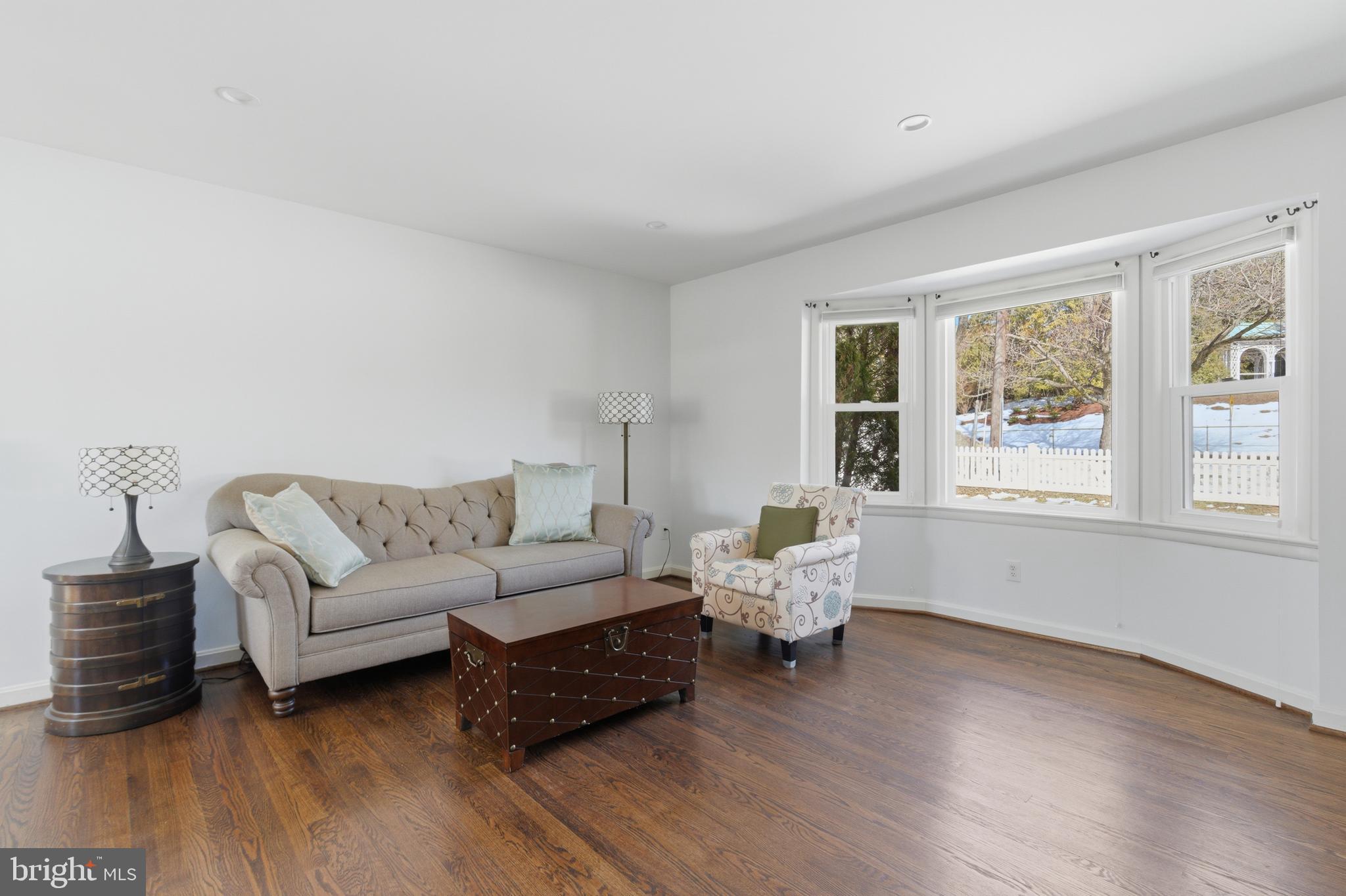 5020 ALTA VISTA ROAD