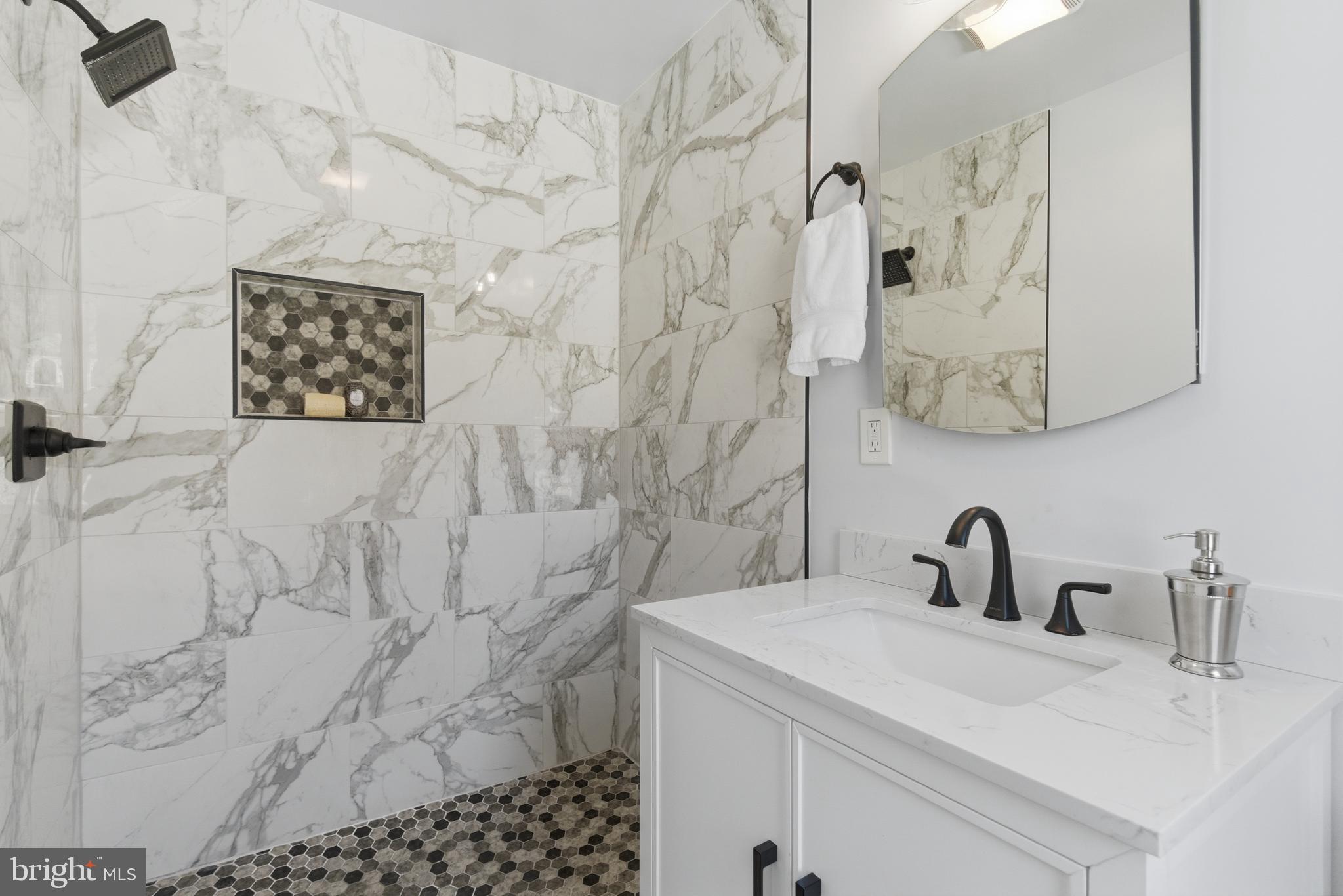 MAPLEWOOD ESTATES - Residential