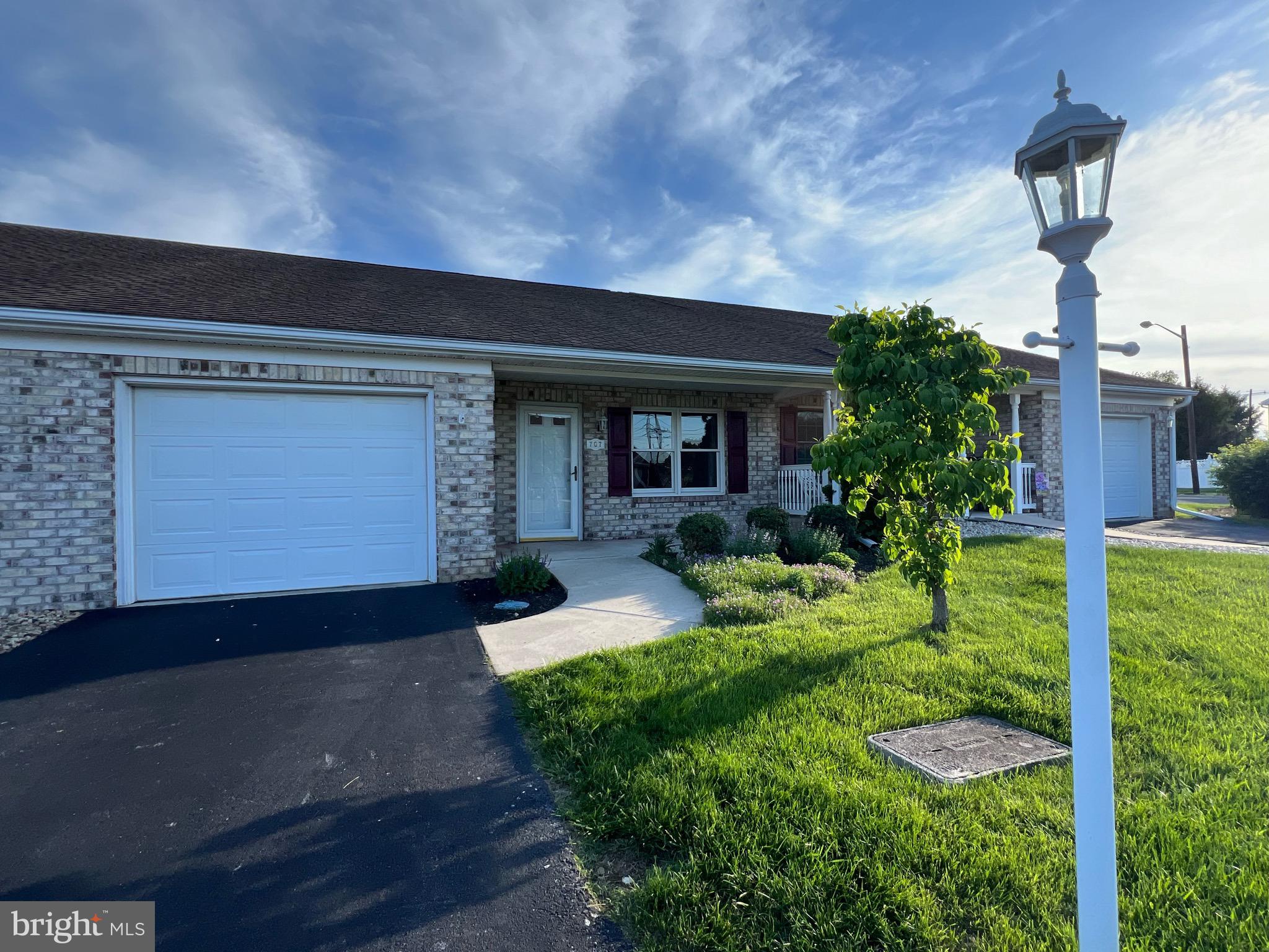 EAST RIDGE TOWNHOMES - Residential