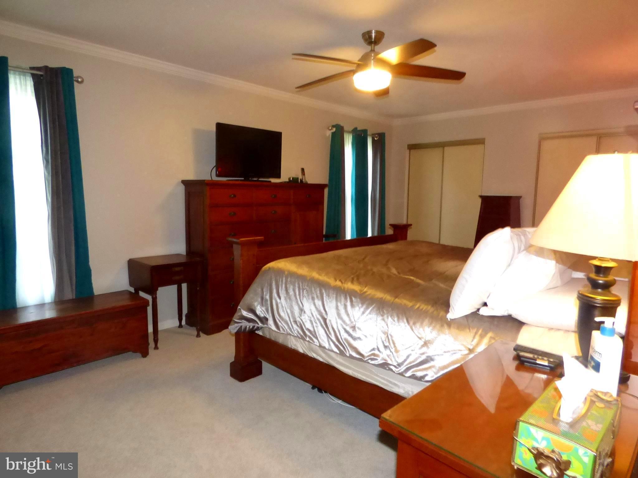 BELLE POND FARM - Residential