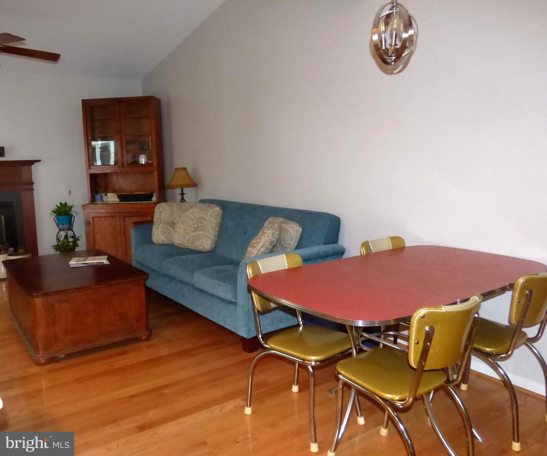 BELLE POND FARM - Residential