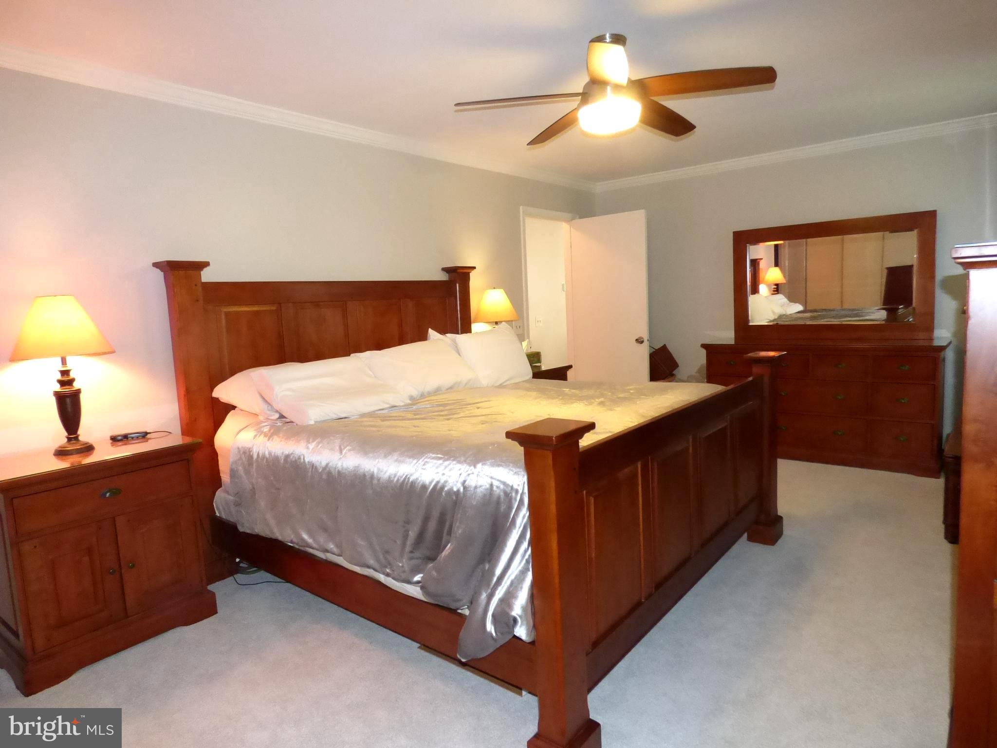 BELLE POND FARM - Residential