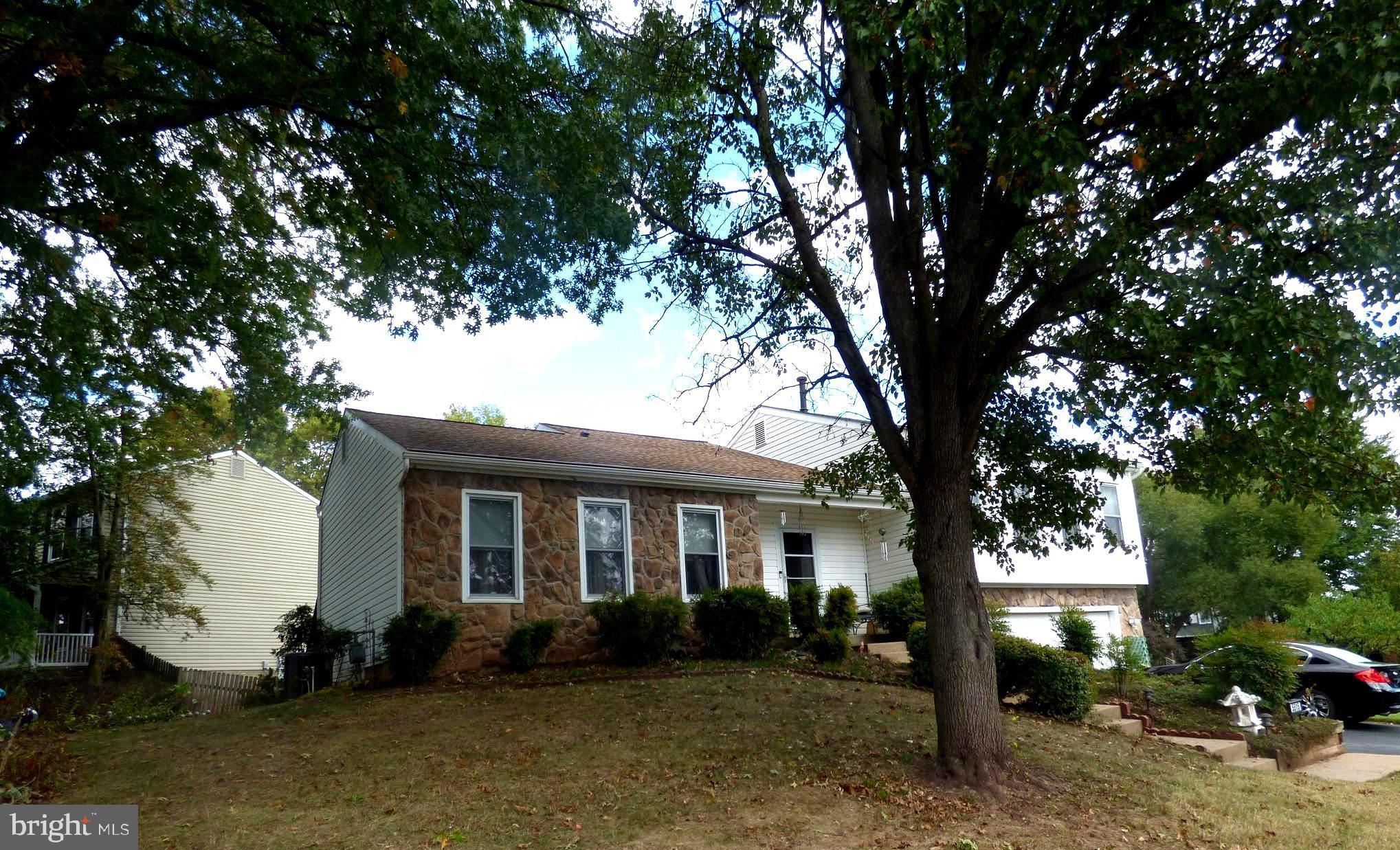 BELLE POND FARM - Residential