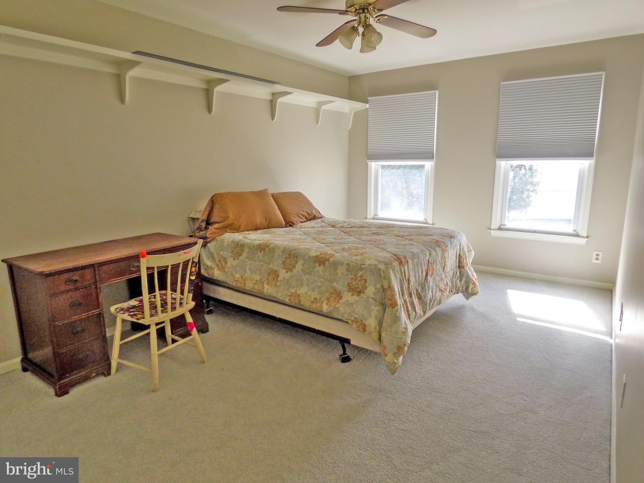 BELLE POND FARM - Residential