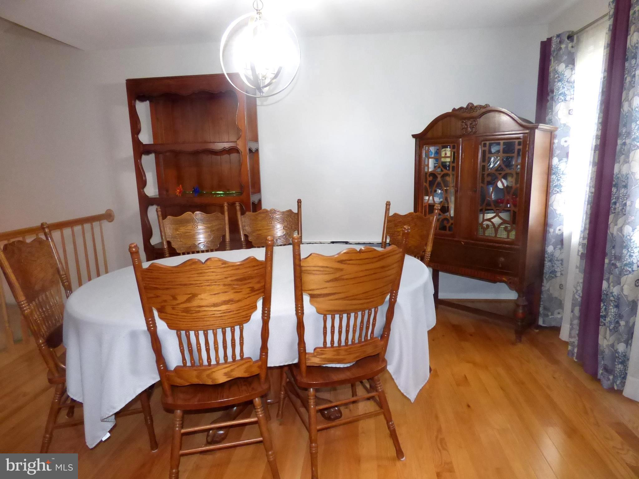 BELLE POND FARM - Residential