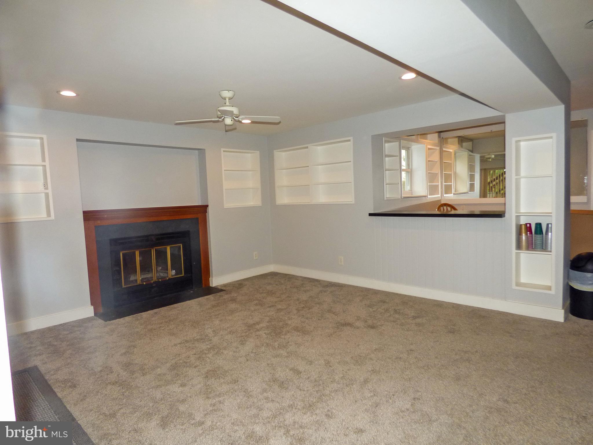 BELLE POND FARM - Residential