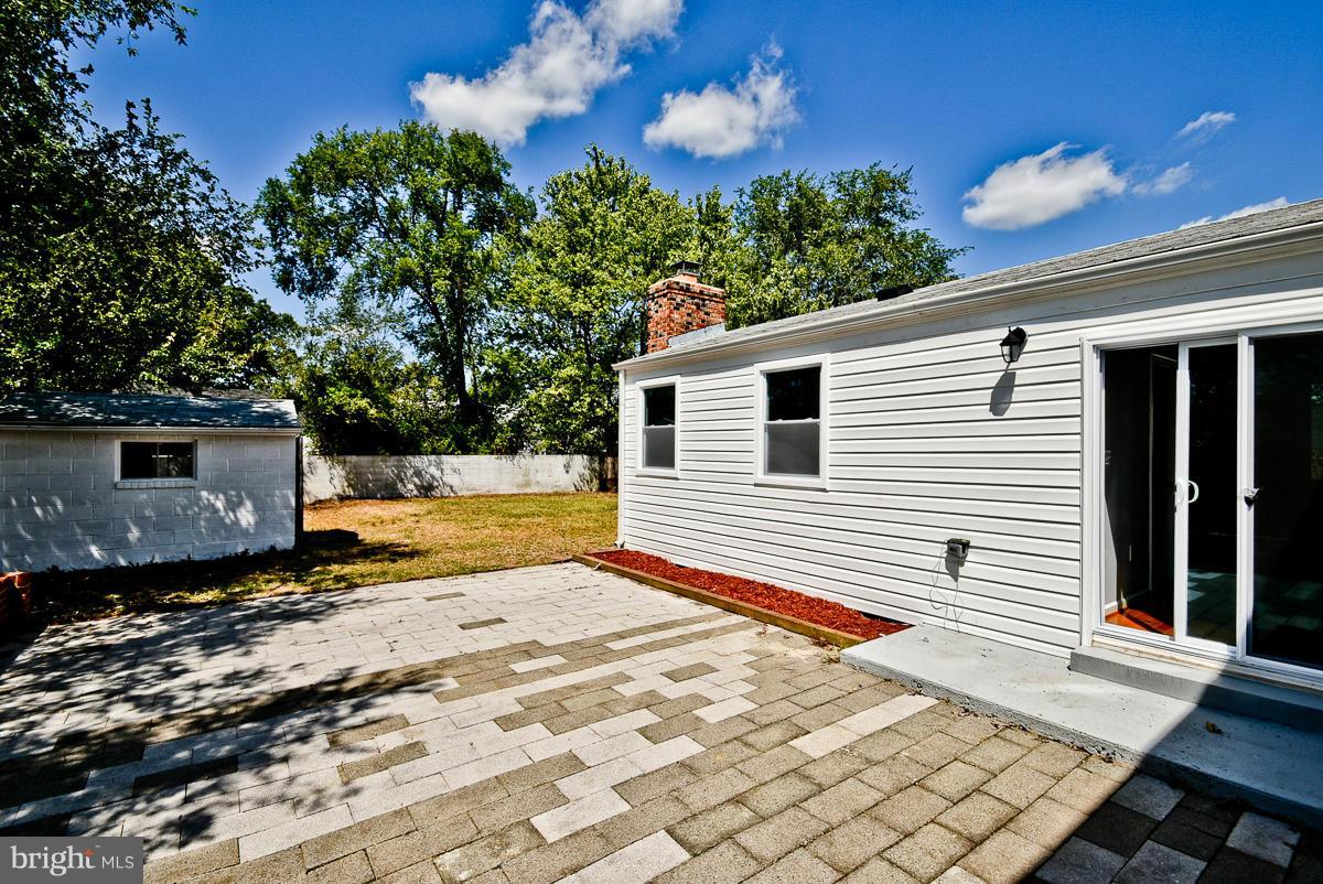 NORTH FORESTVILLE - Residential