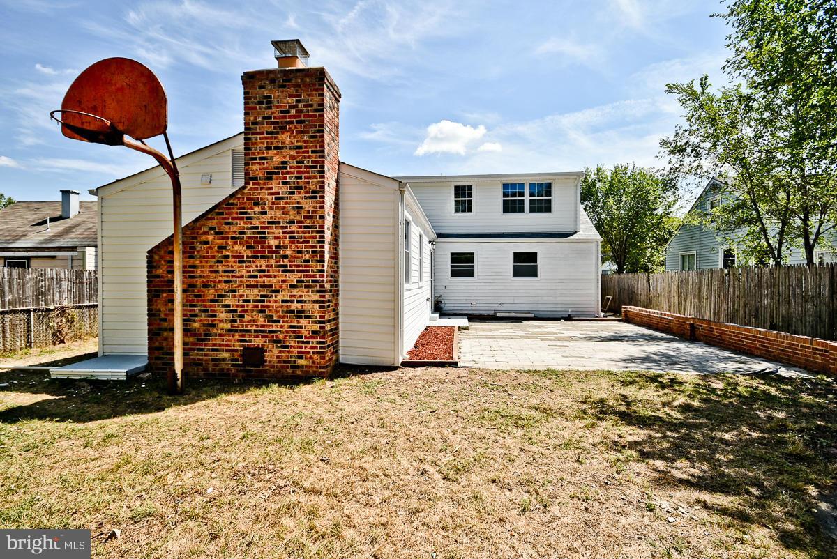 NORTH FORESTVILLE - Residential