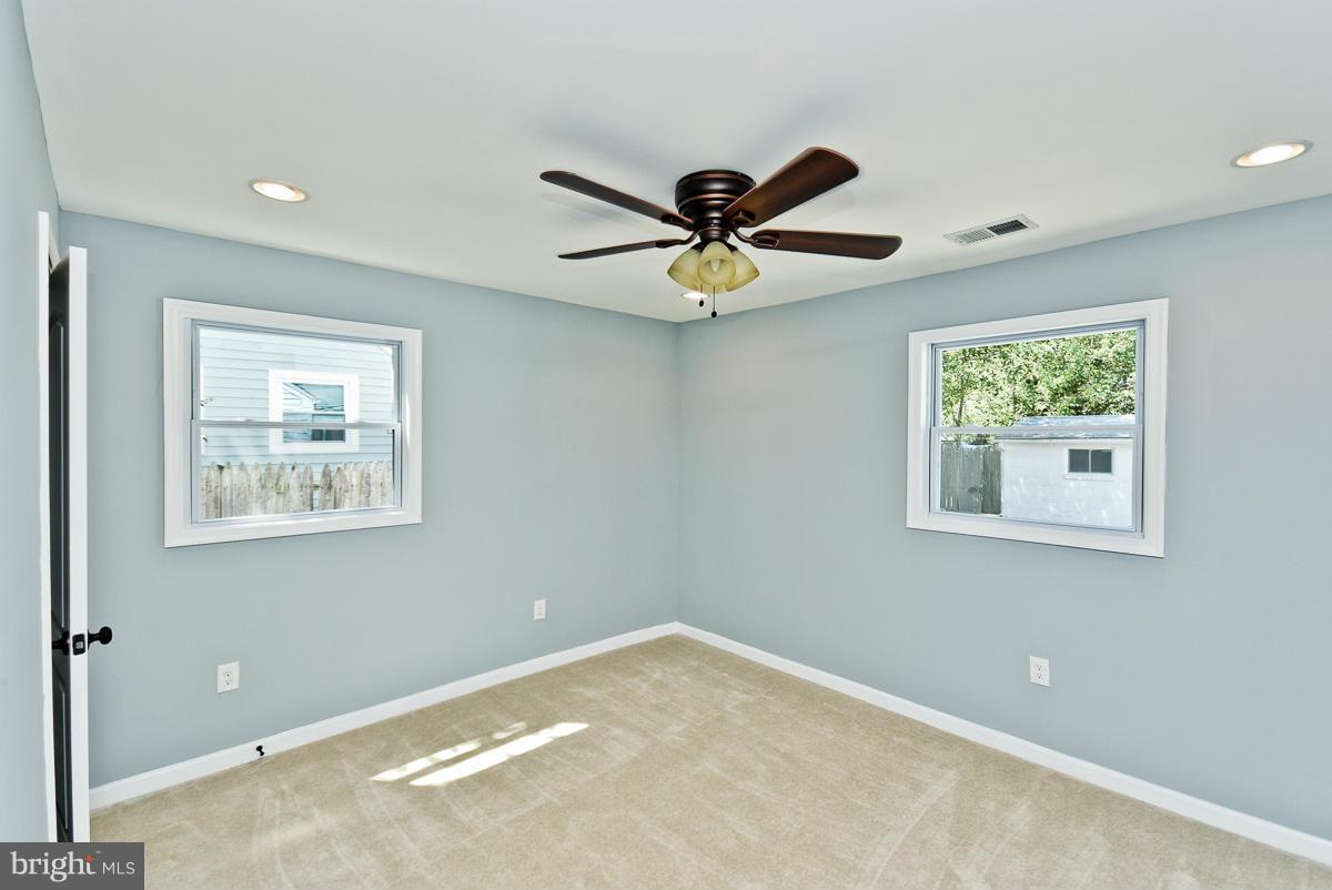 NORTH FORESTVILLE - Residential