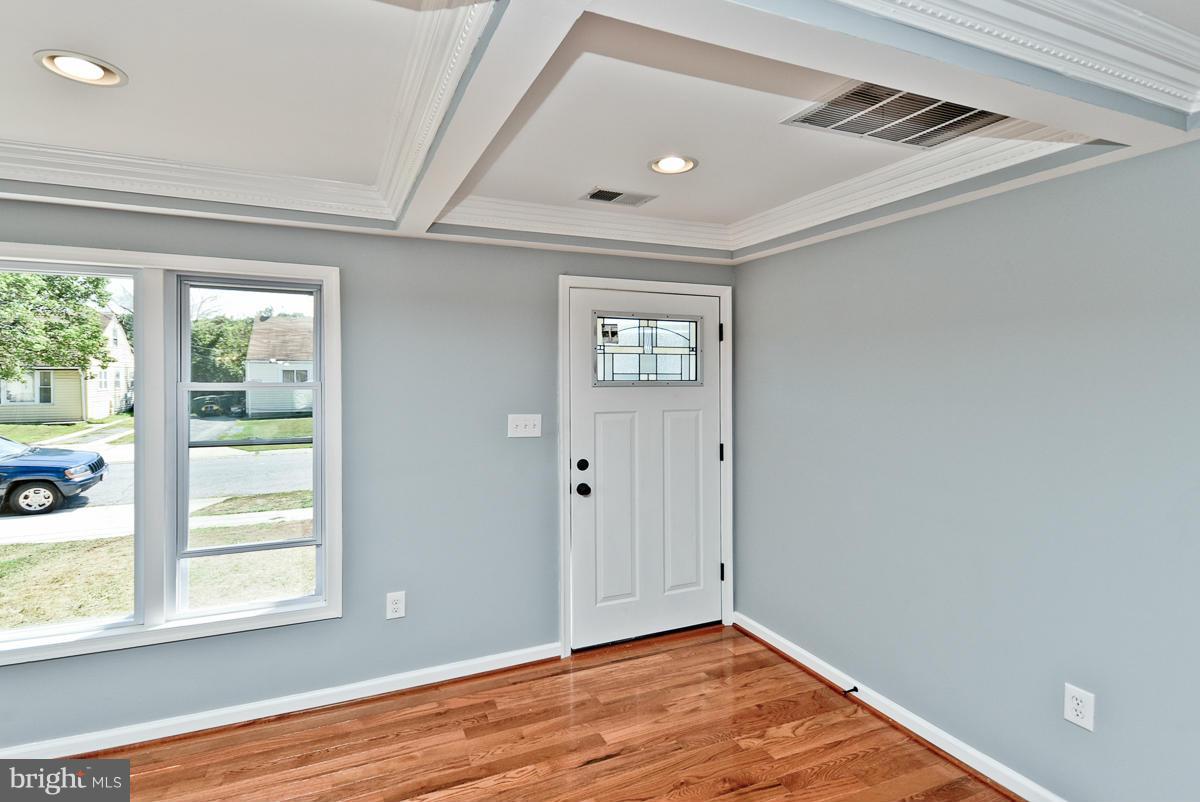 NORTH FORESTVILLE - Residential