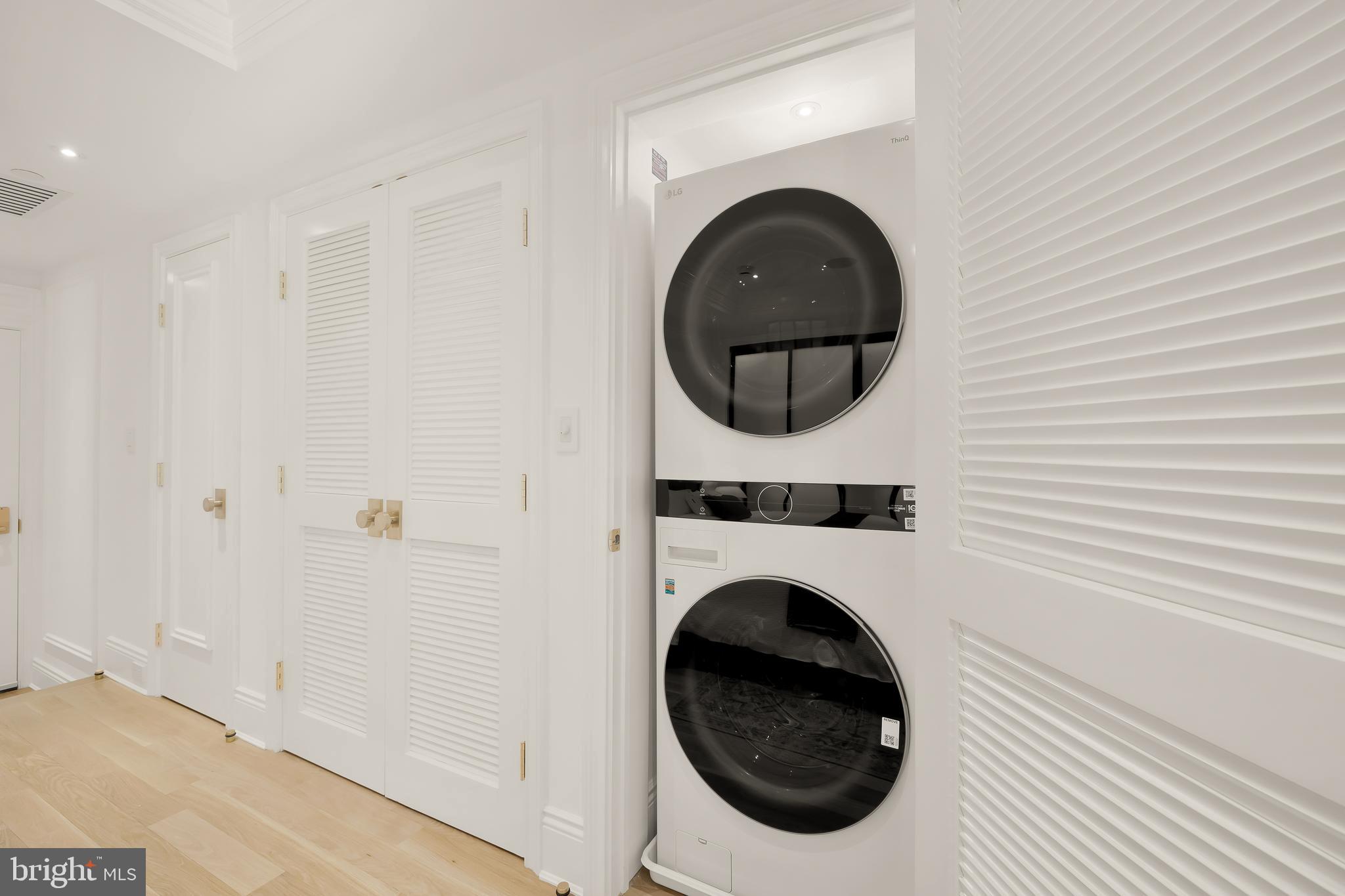DUPONT CIRCLE - Residential