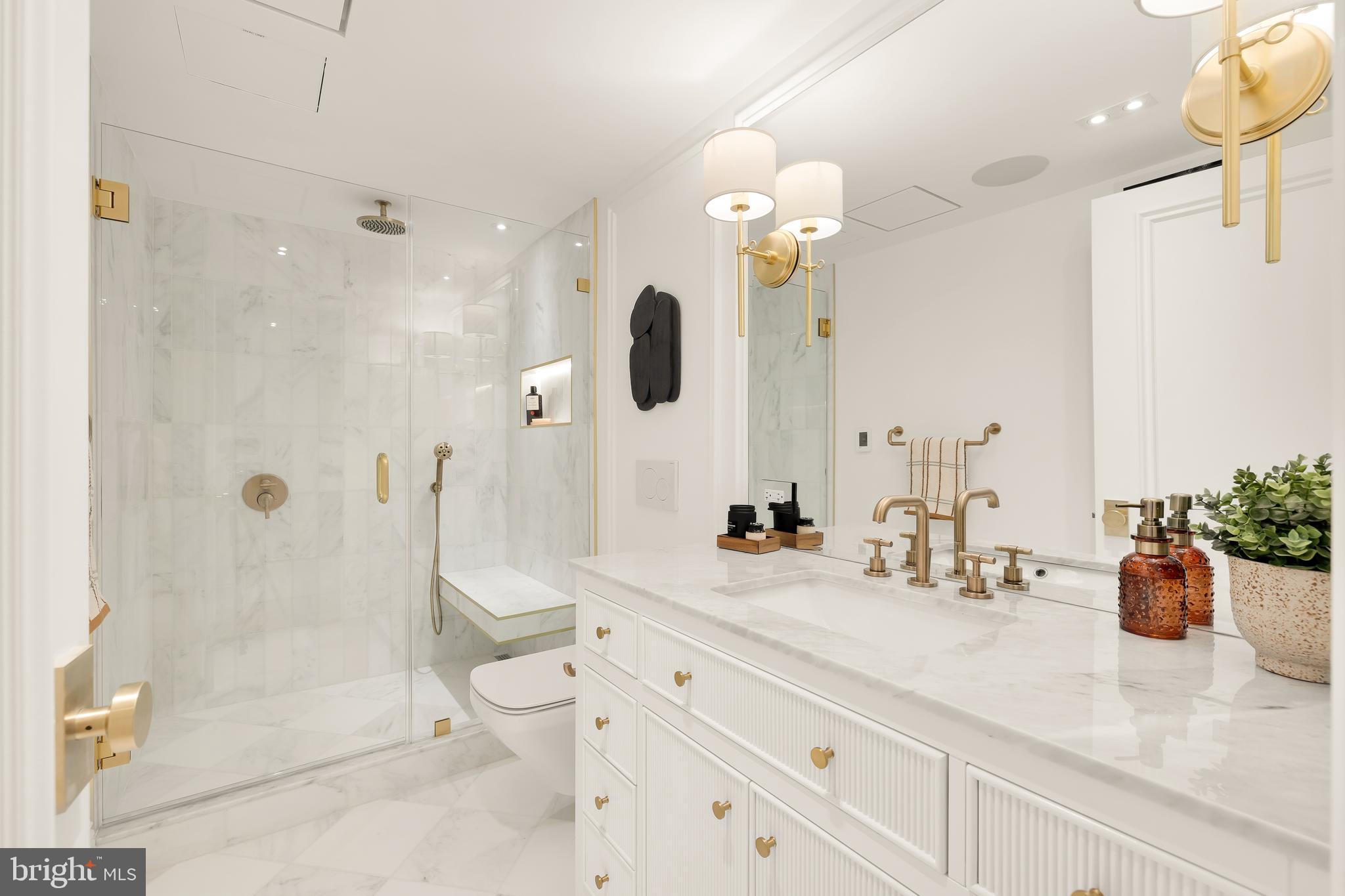 DUPONT CIRCLE - Residential