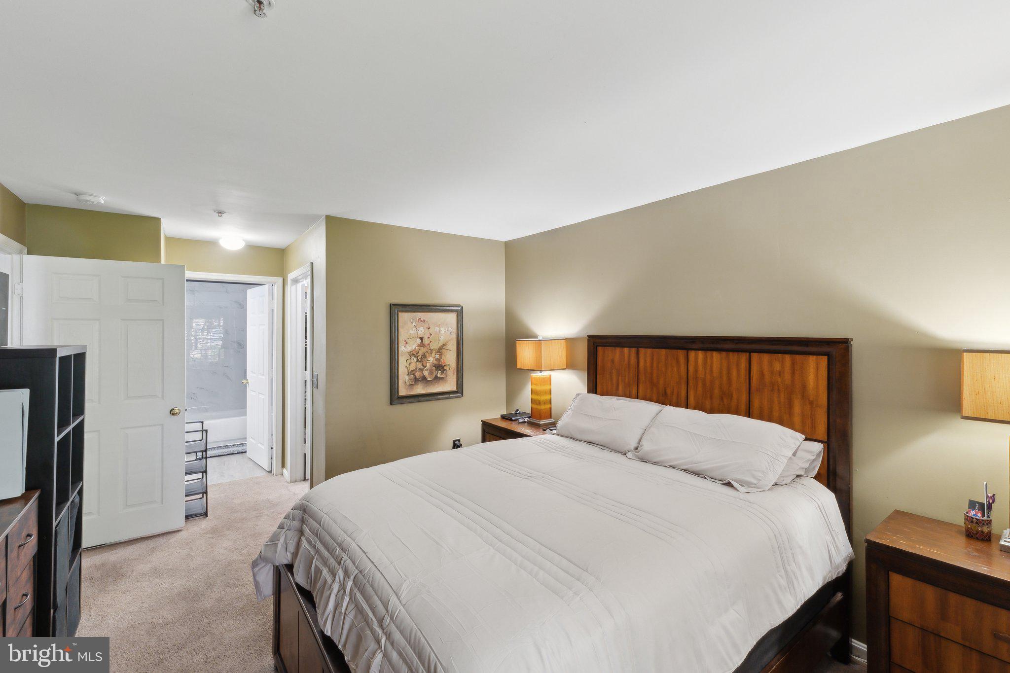 WOODLAND LAKE - Residential