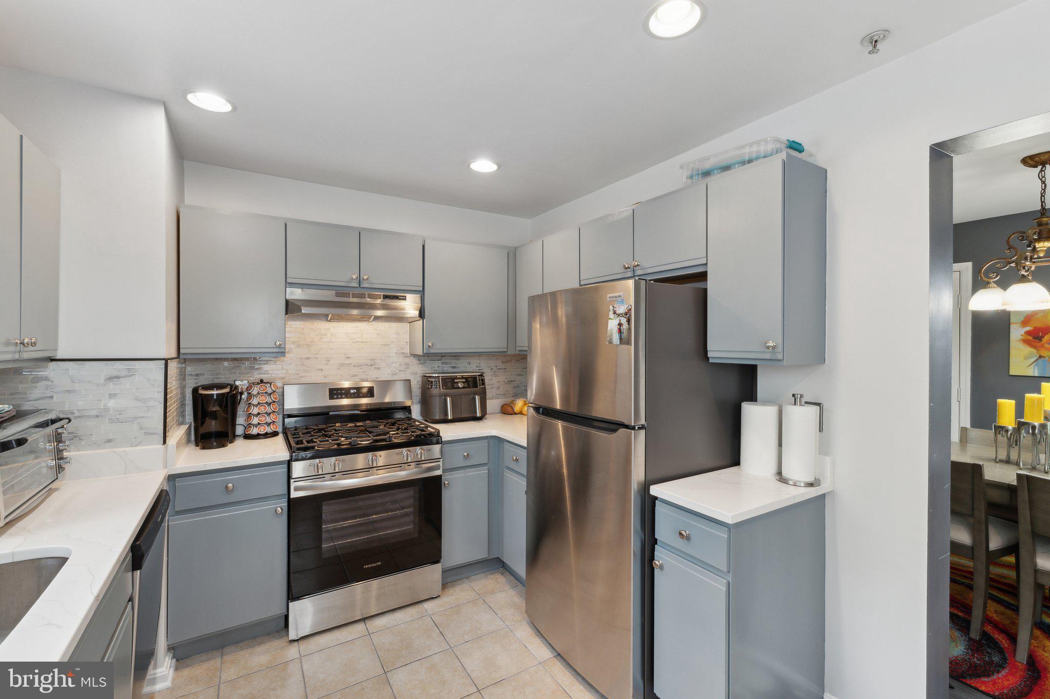 WOODLAND LAKE - Residential