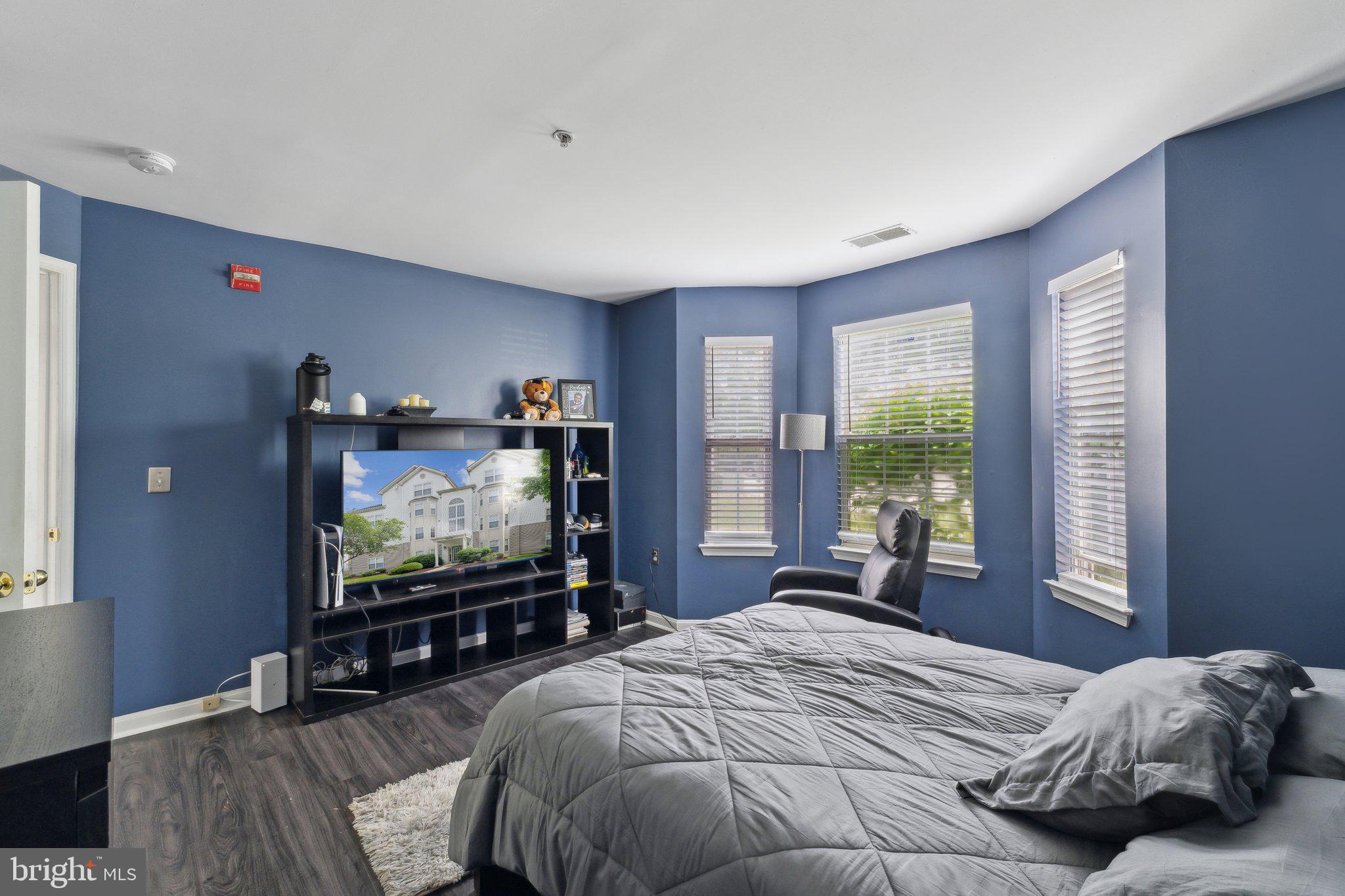 WOODLAND LAKE - Residential