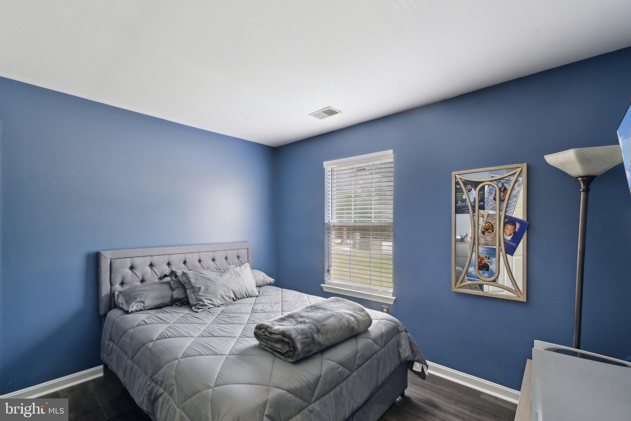 WOODLAND LAKE - Residential