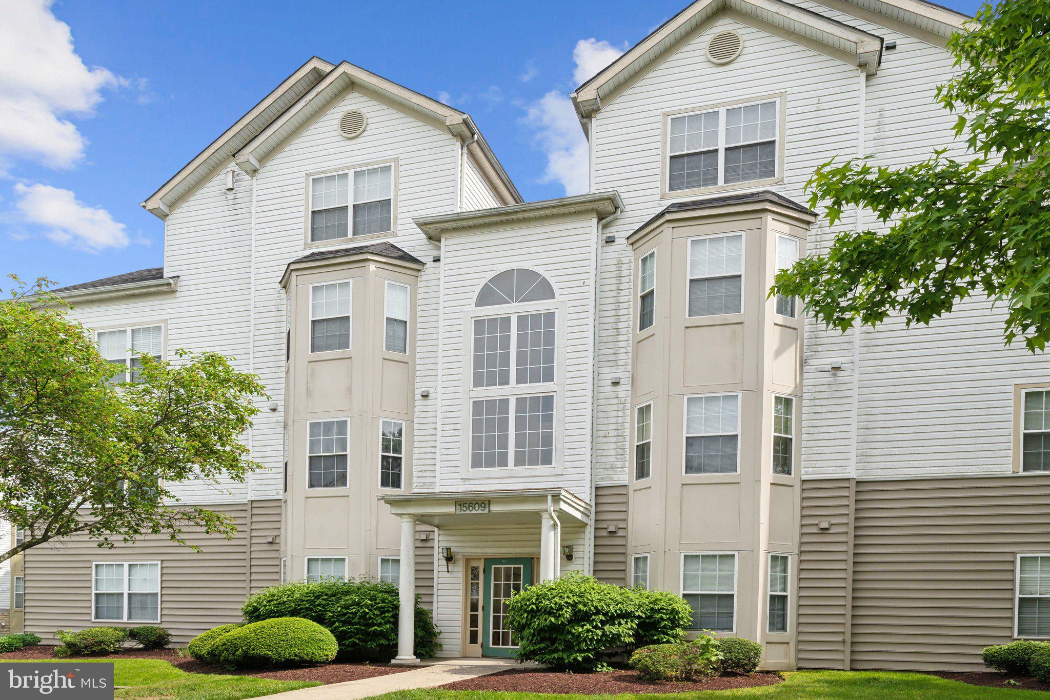 15609 EVERGLADE LANE F002