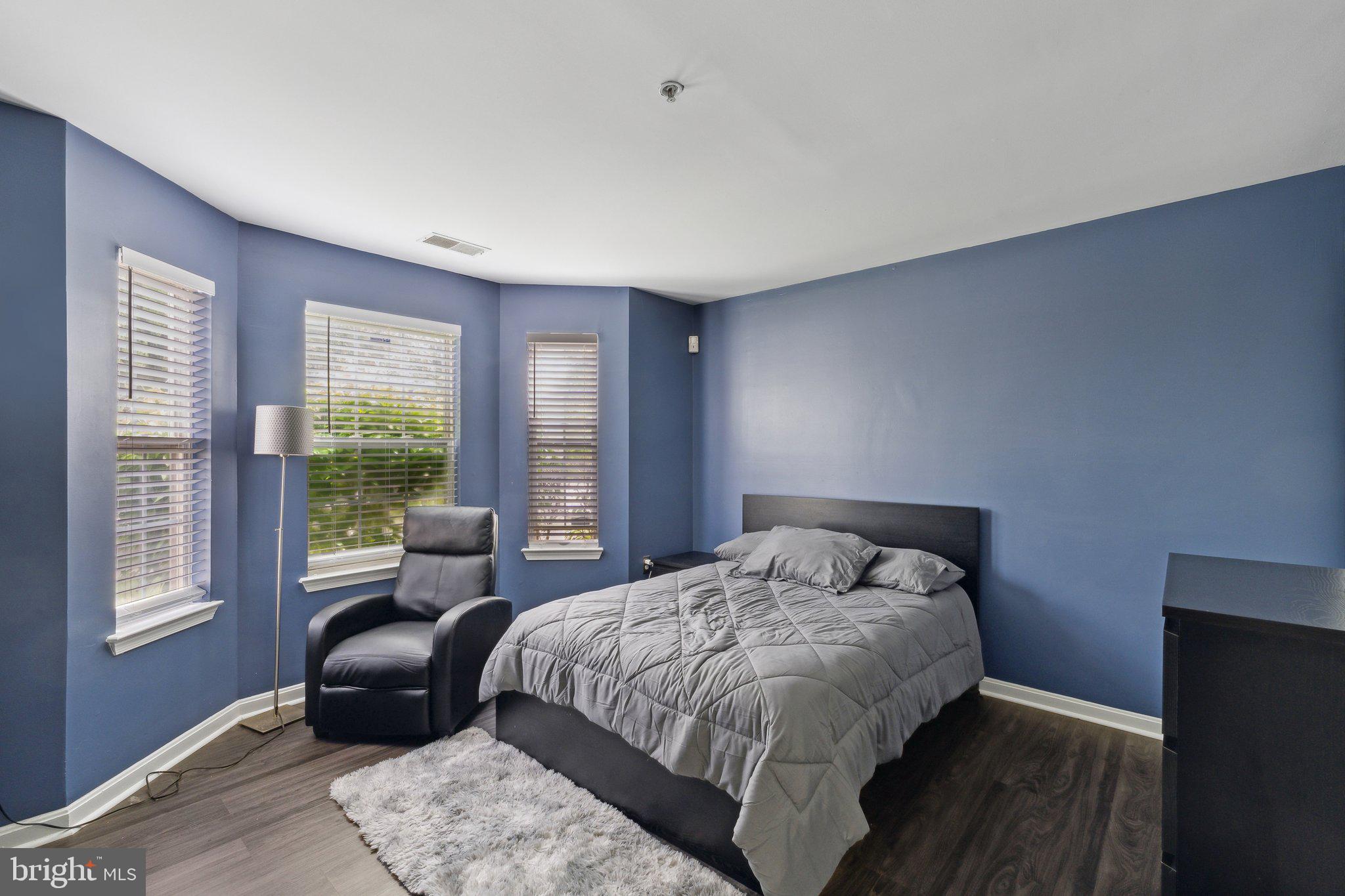 WOODLAND LAKE - Residential