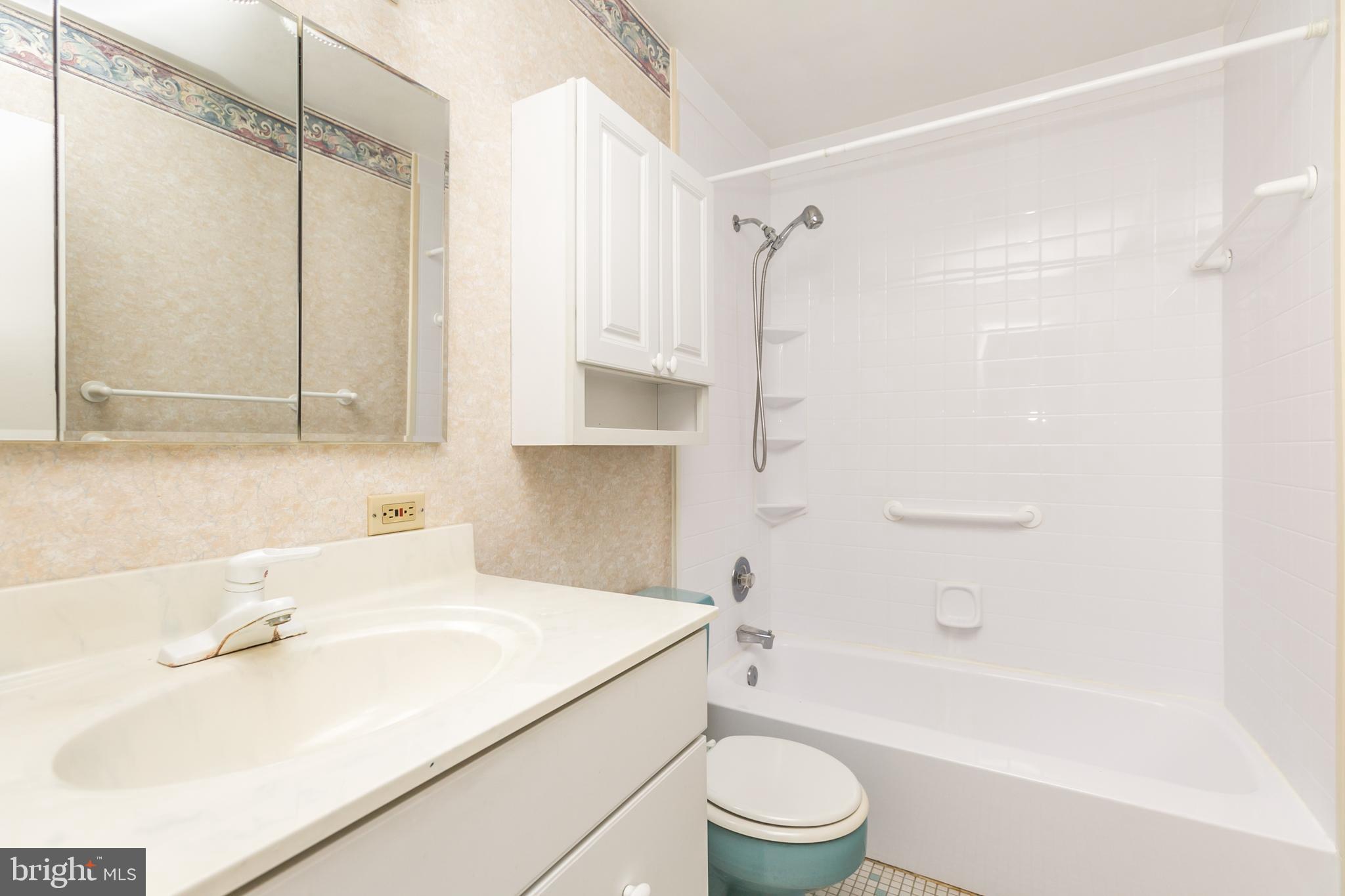 HIGH POINT - Residential