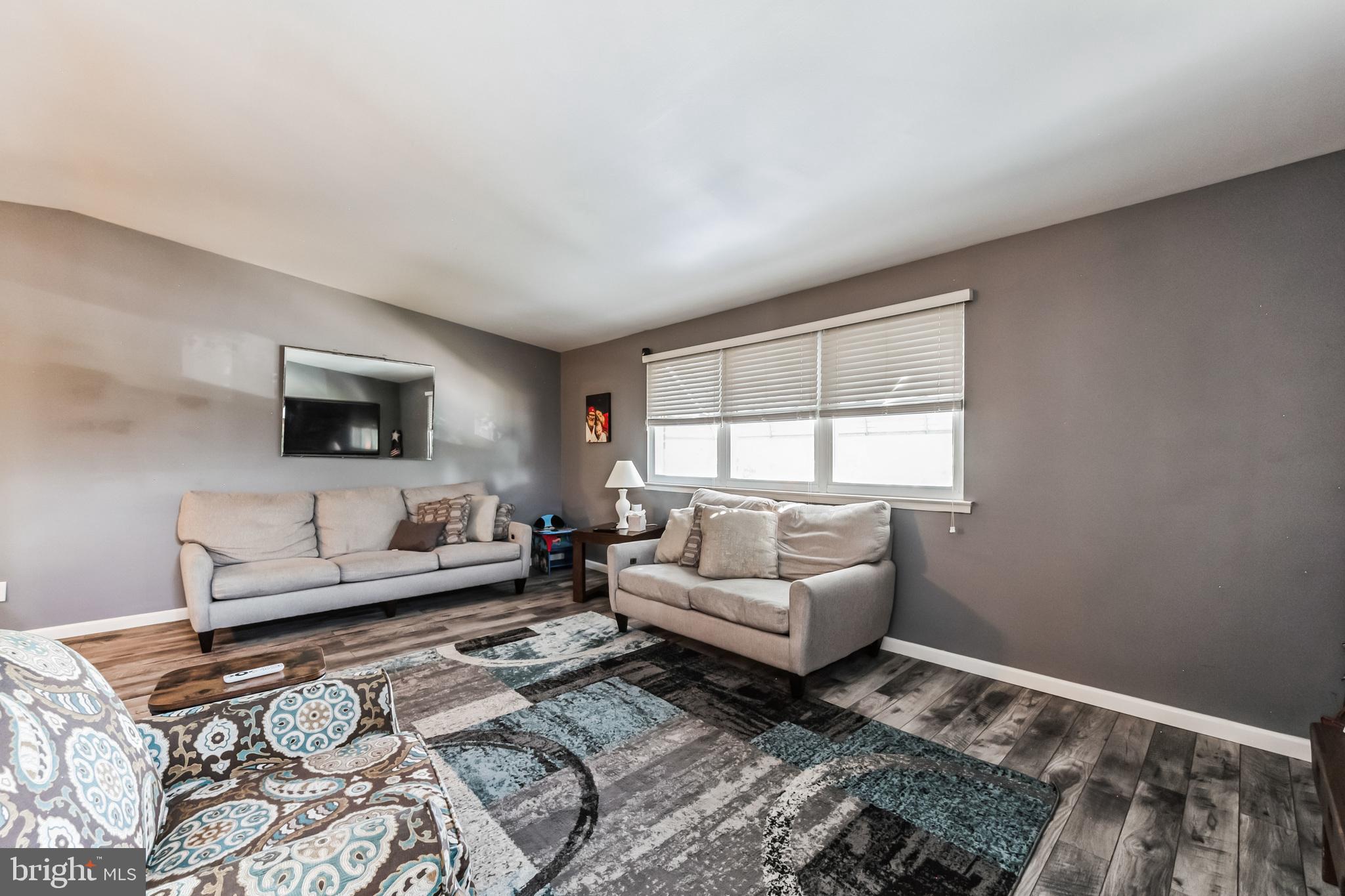 SOMERTON - Residential