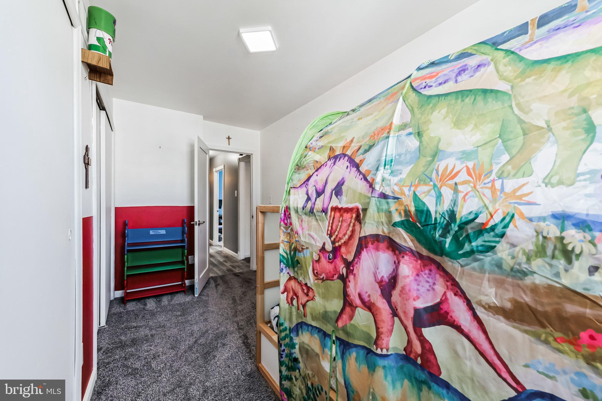 SOMERTON - Residential