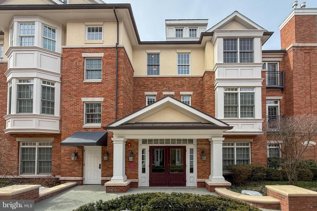 Photo of 132 Victoria Mews, PRINCETON, NJ 08542 (MLS # NJME2072688)