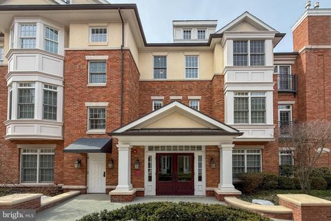 132 VICTORIA MEWS PRINCETON NJ 08542