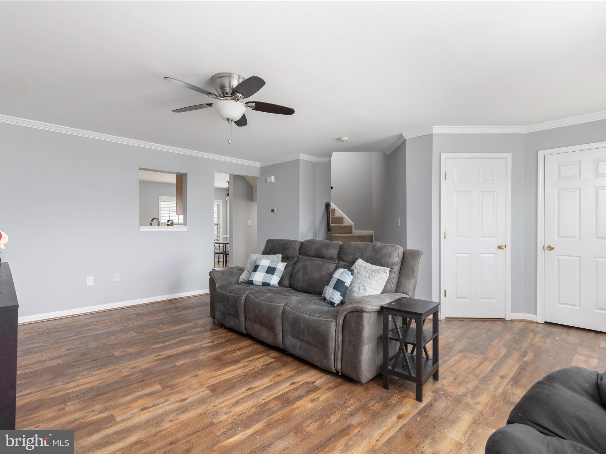 MANOR PARK - Residential