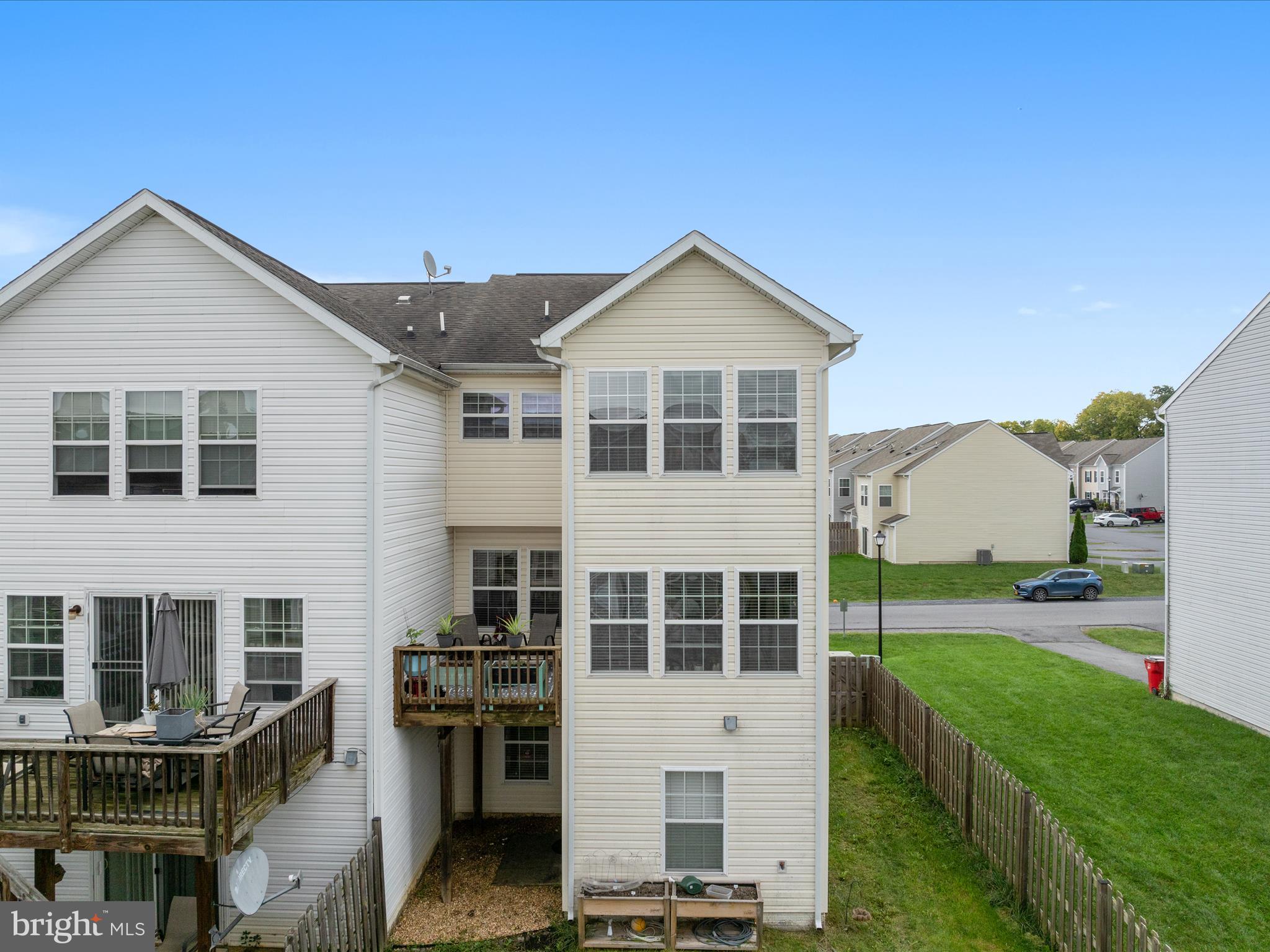 MANOR PARK - Residential