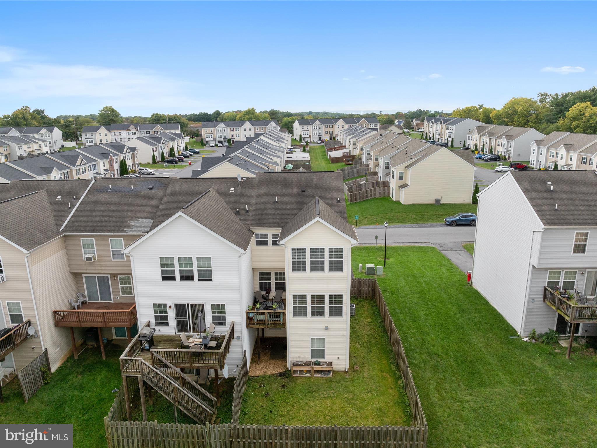 MANOR PARK - Residential